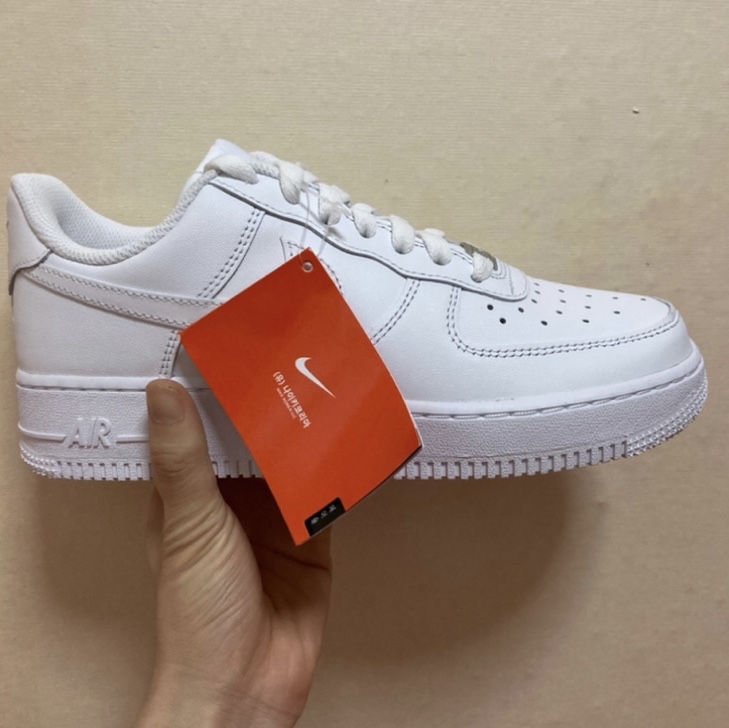 (W) Nike Air Force 1 '07 Low White 착용 스타일