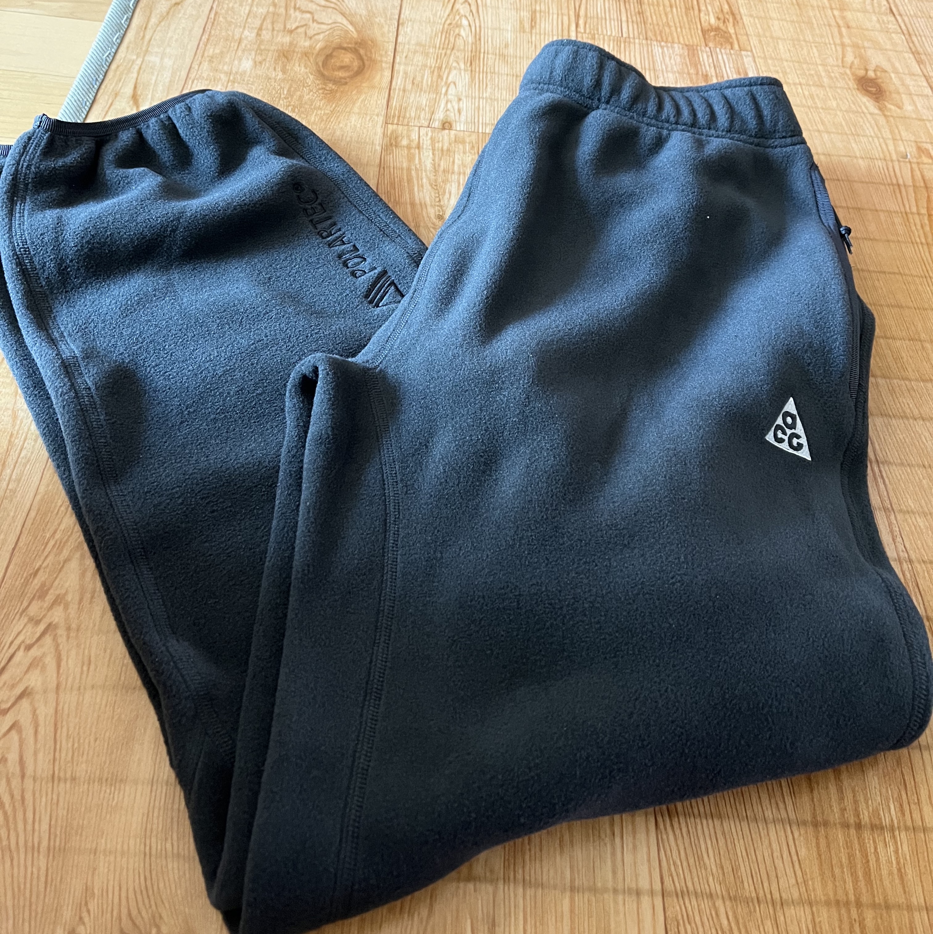 Nike ACG Polartec Wolf Tree Pants Off Noir - US/EU 착용 스타일