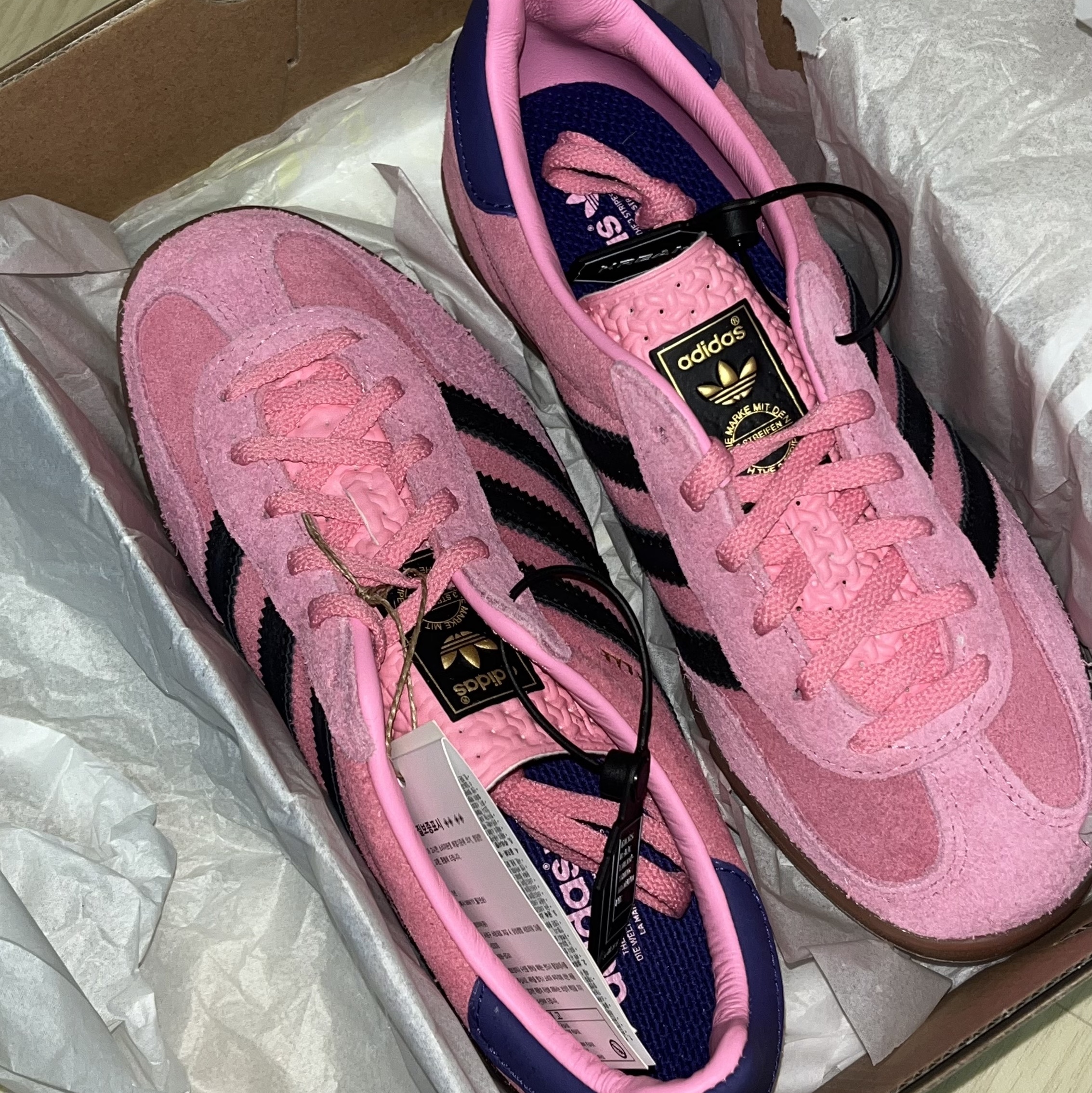 (W) Adidas Gazelle Indoor Bliss Pink 착용 스타일 - 2