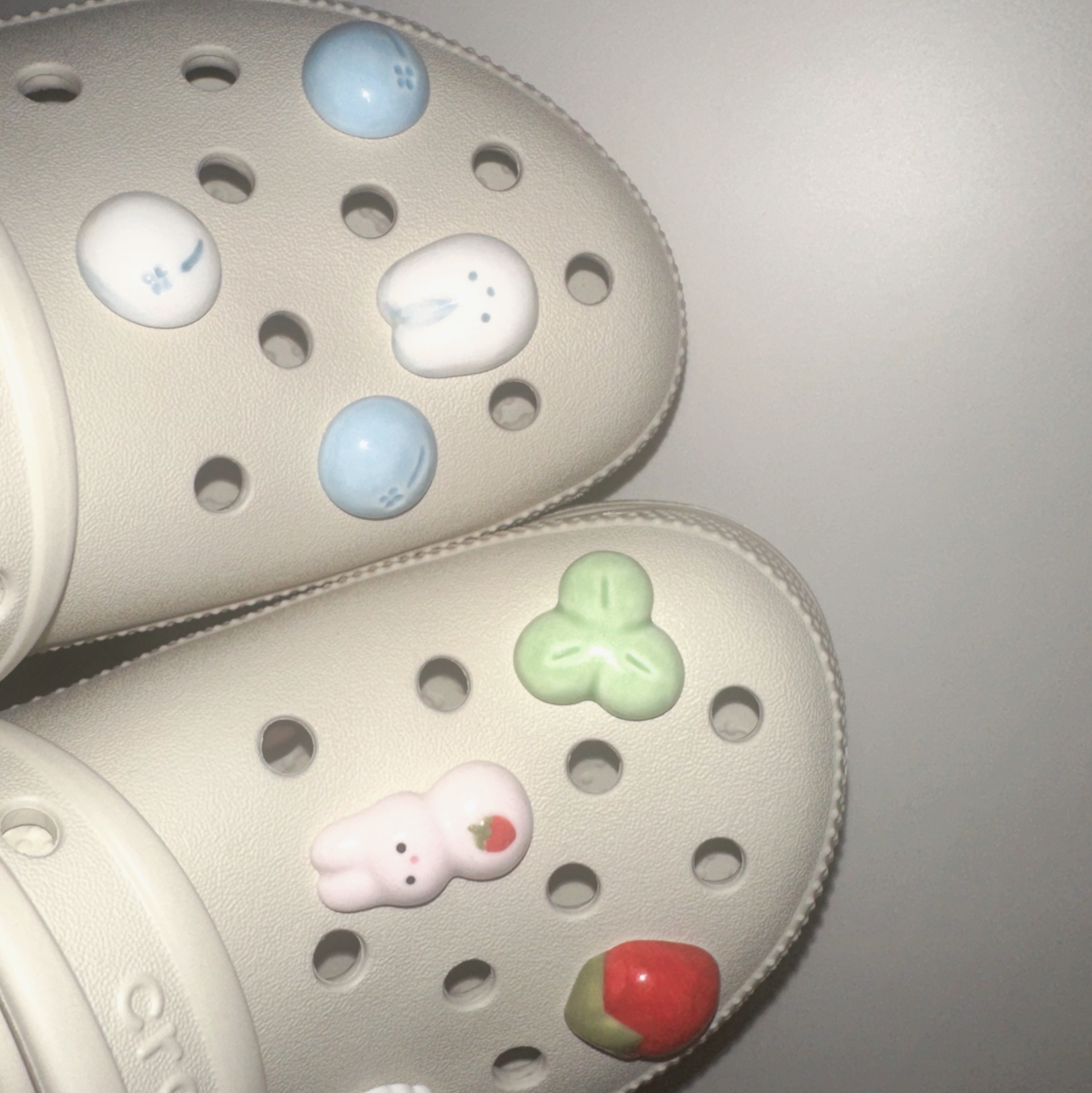 (W) Crocs Classic Platform Clog Bone 착용 스타일