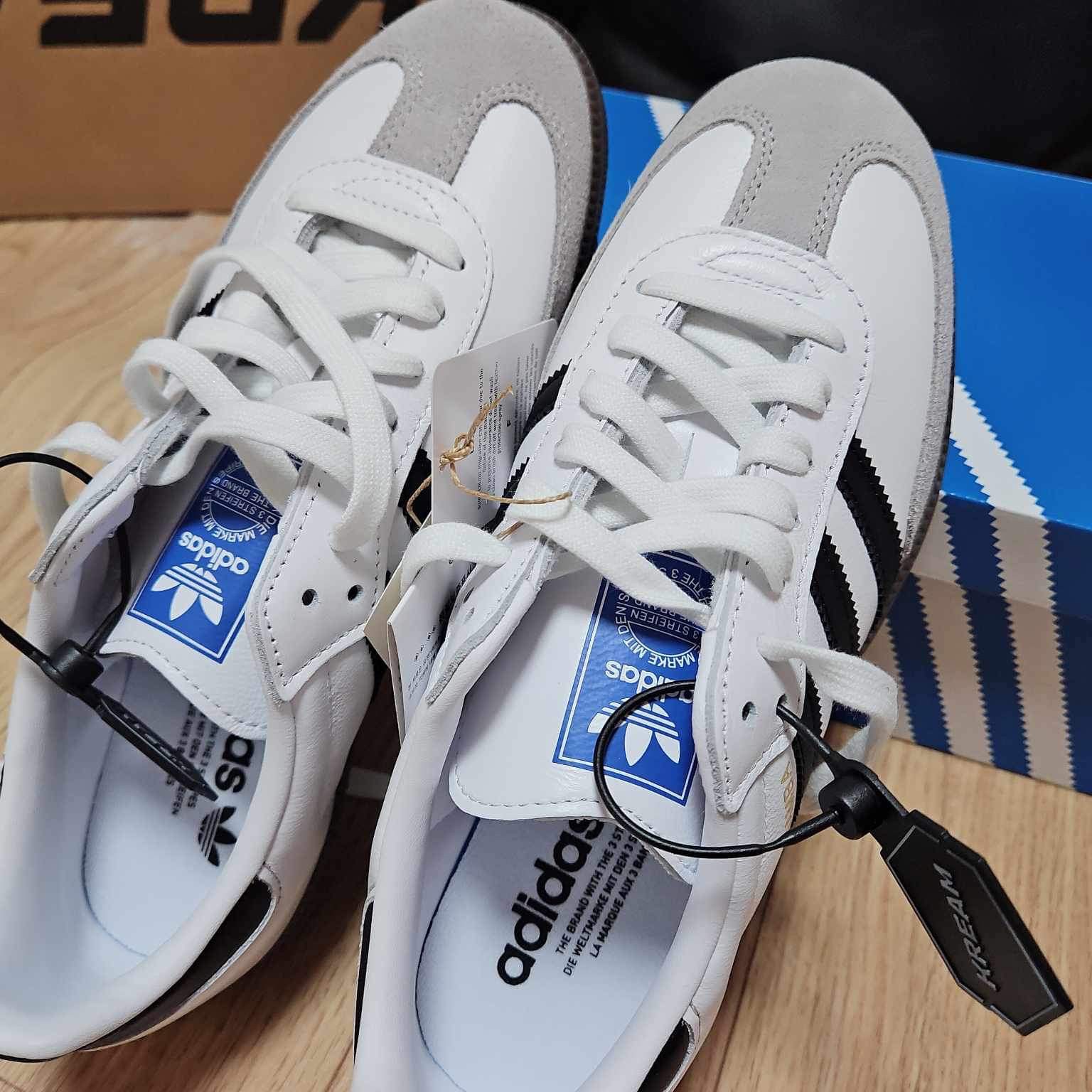 Adidas Samba OG Cloud White 착용 스타일 - 1