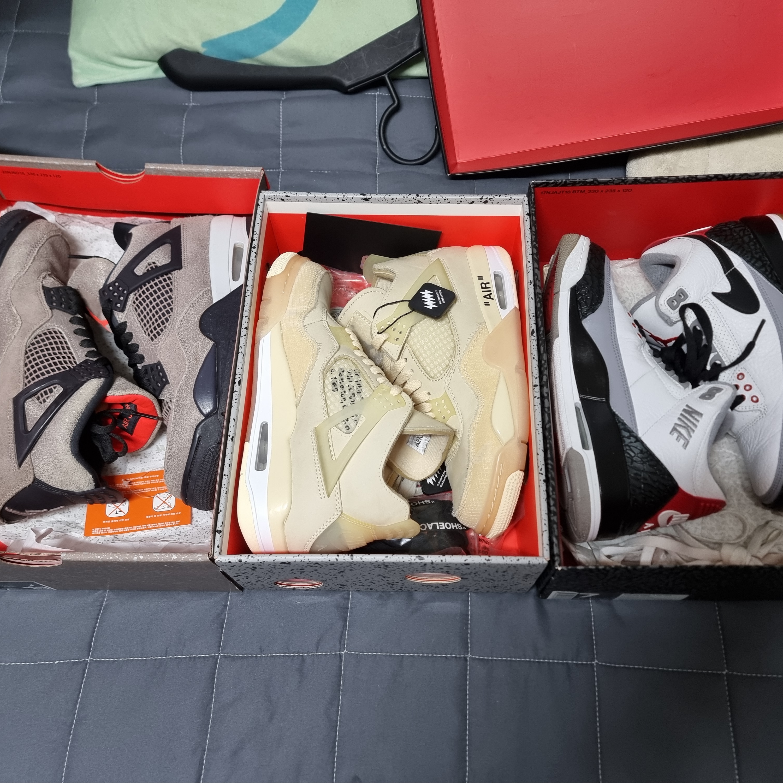Jordan 4 Retro Taupe Haze, (W) Jordan 4 x Off-White Retro SP Sail 착용 스타일