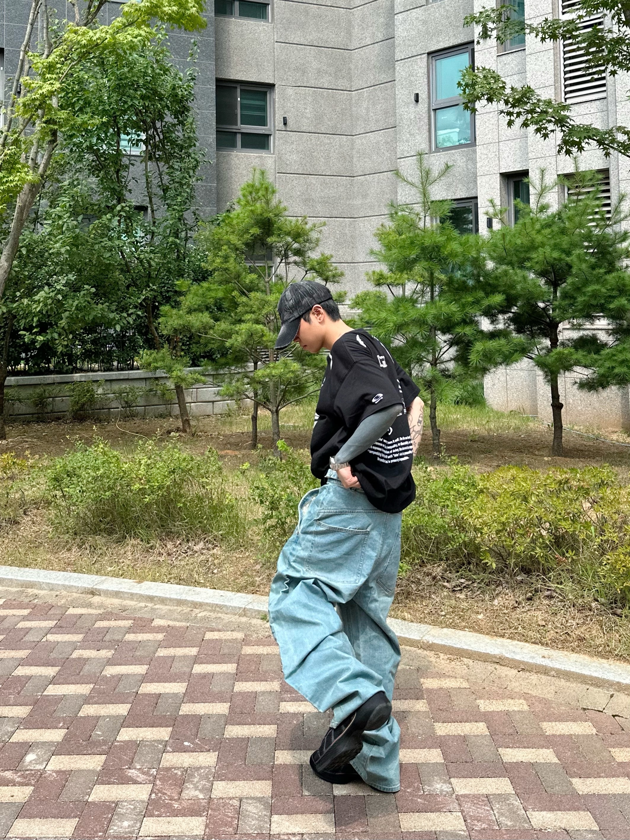 insta @onlyonefreedom님의 스타일 - 3