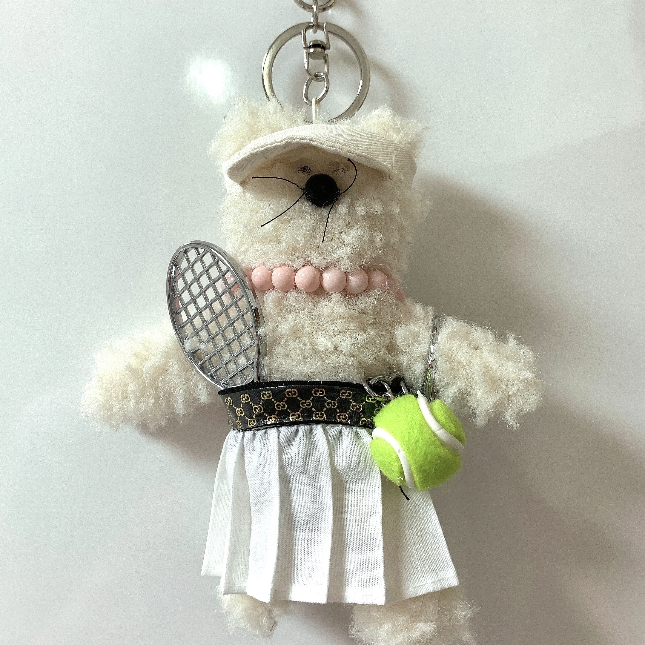 [KREAM 단독] Monamhee Creami Keyring Cream 착용 스타일