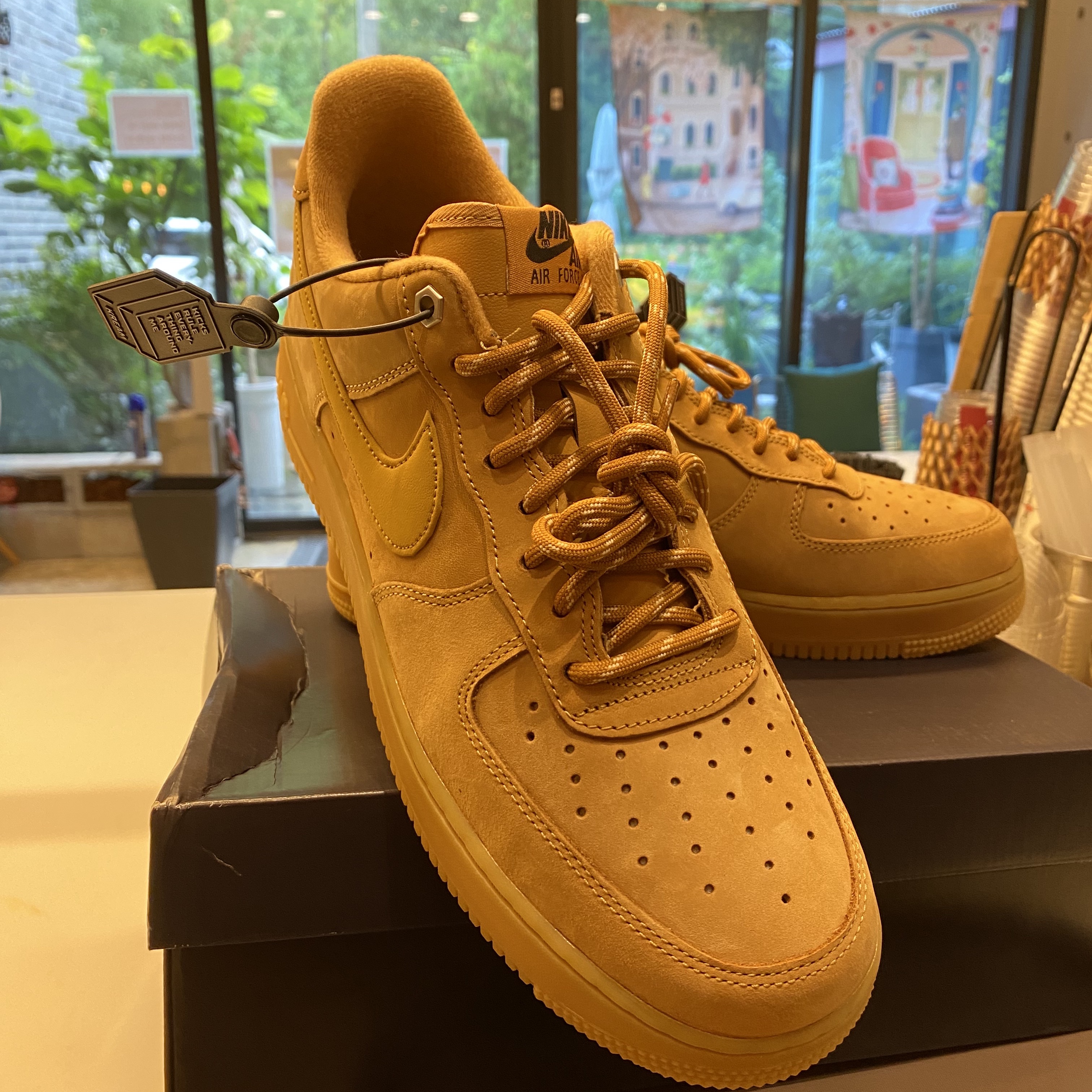 Nike Air Force 1 '07 WB Flax 착용 스타일 - 2
