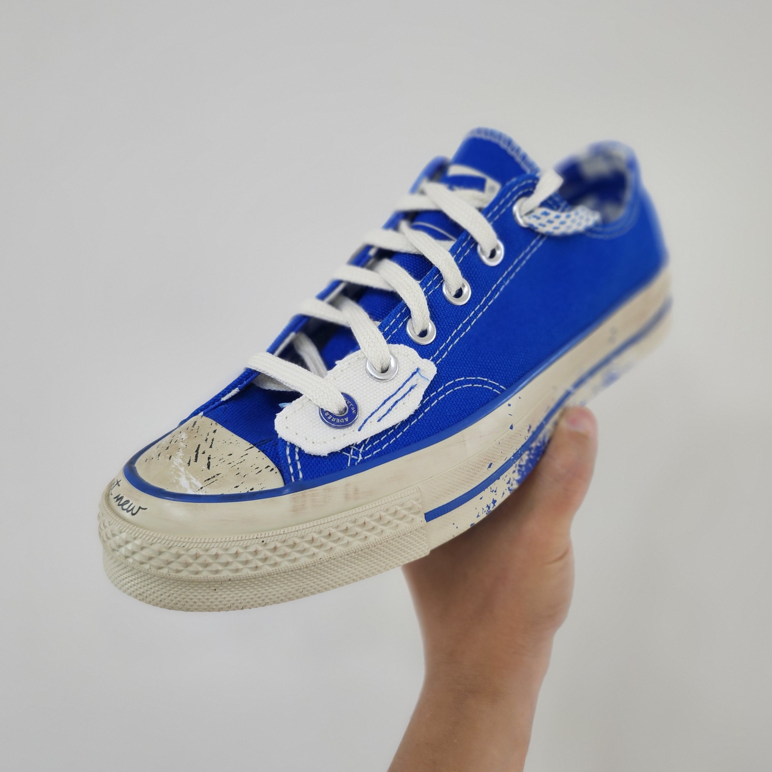 Converse x Ader Error Chuck 70 Ox Imperial Blue 착용 스타일 - 1
