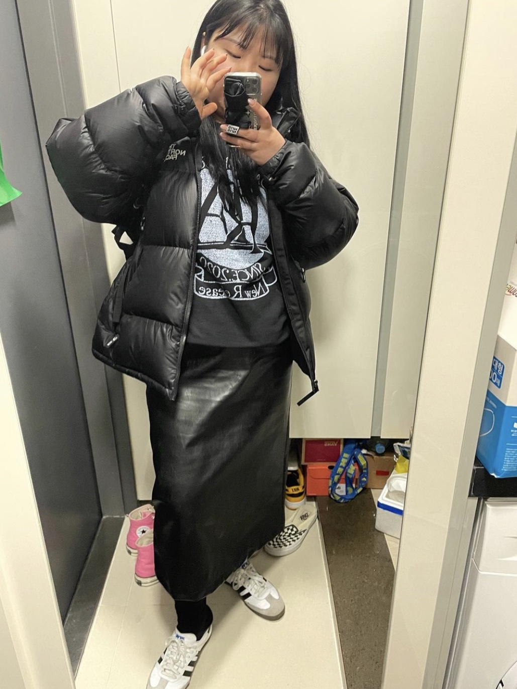 (W) The North Face 1996 Eco Nuptse Jacket Black, (W) The North Face 1996 Eco Nuptse Jacket Dusty Rose 착용 스타일
