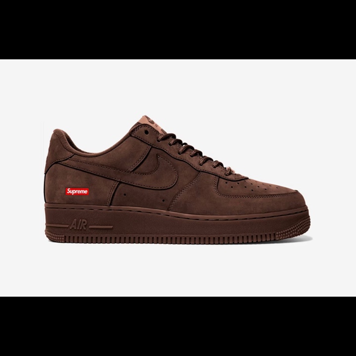 Nike x Supreme Air Force 1 Low Baroque Brown 착용 스타일 - 2
