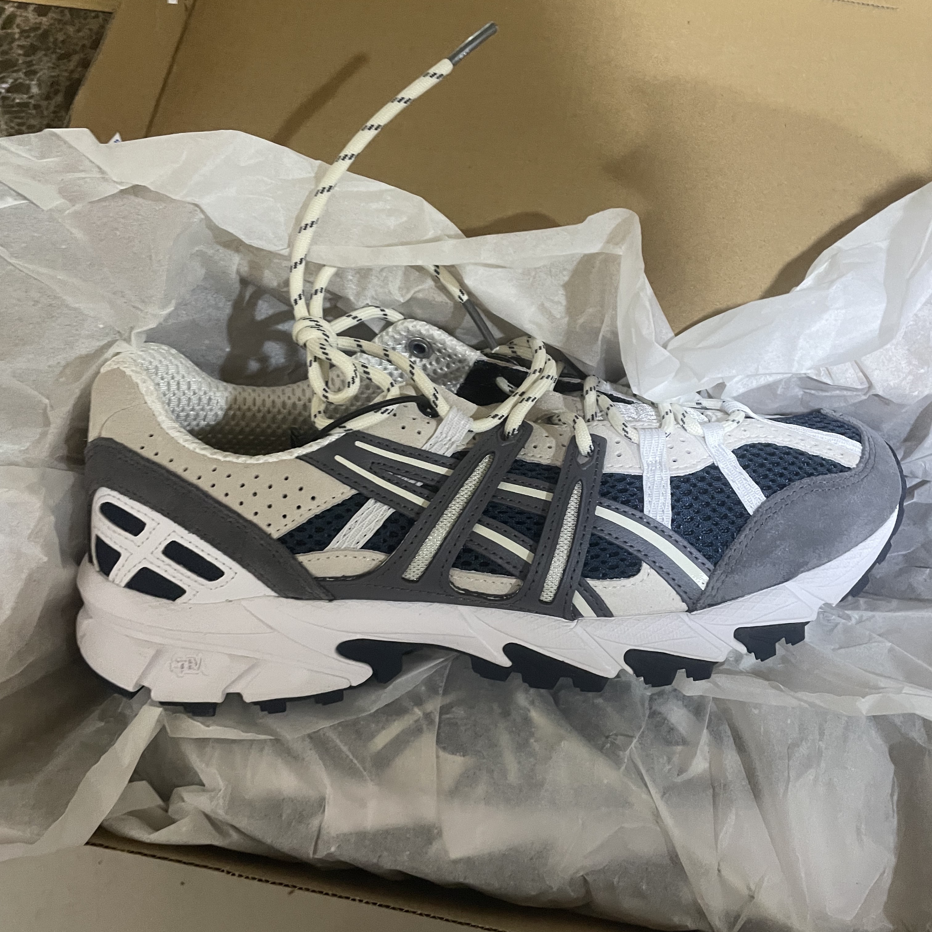 Asics Gel-Sonoma 15-50 French Blue 착용 스타일