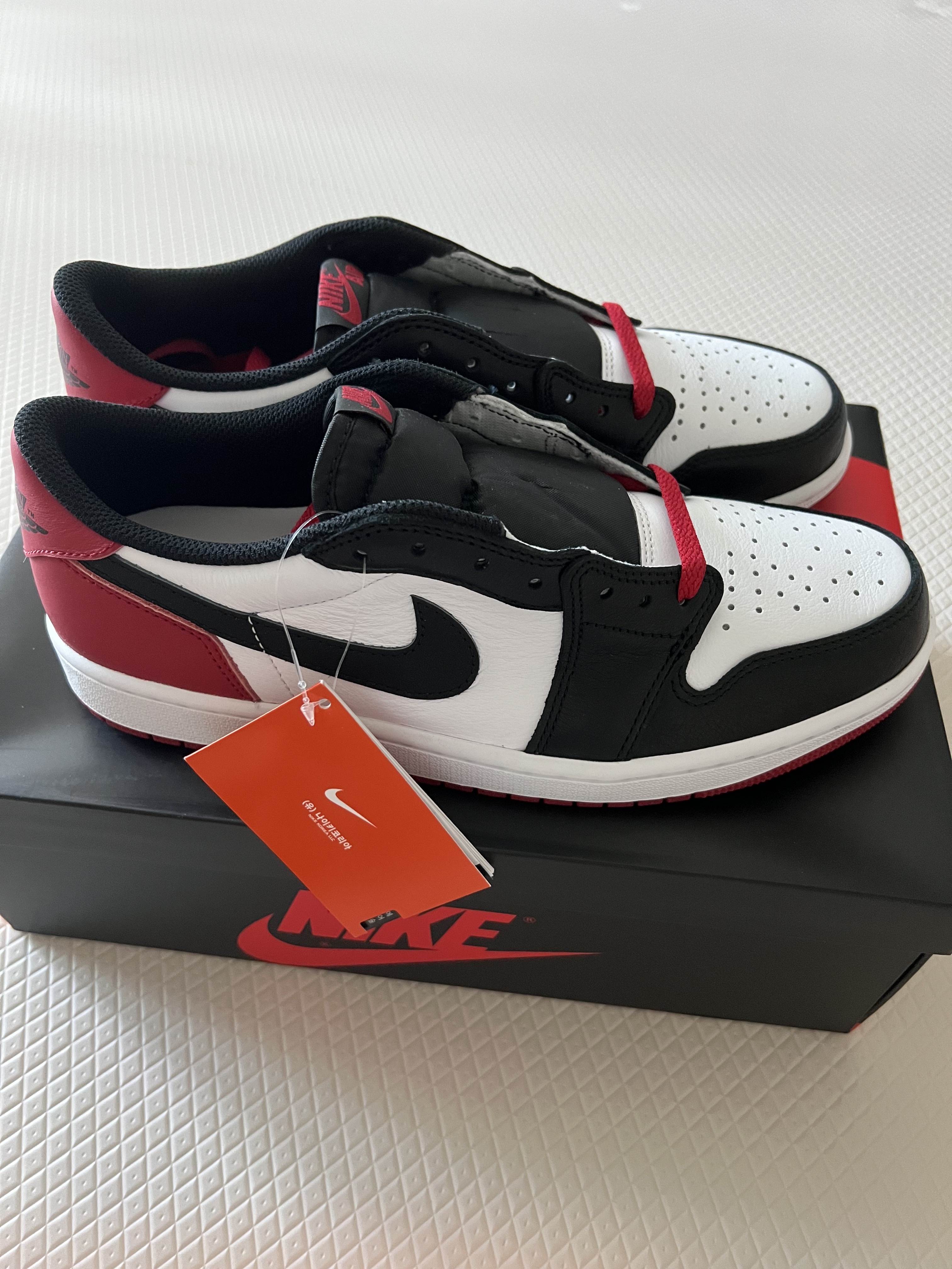Jordan 1 Retro Low OG Black Toe 착용 스타일