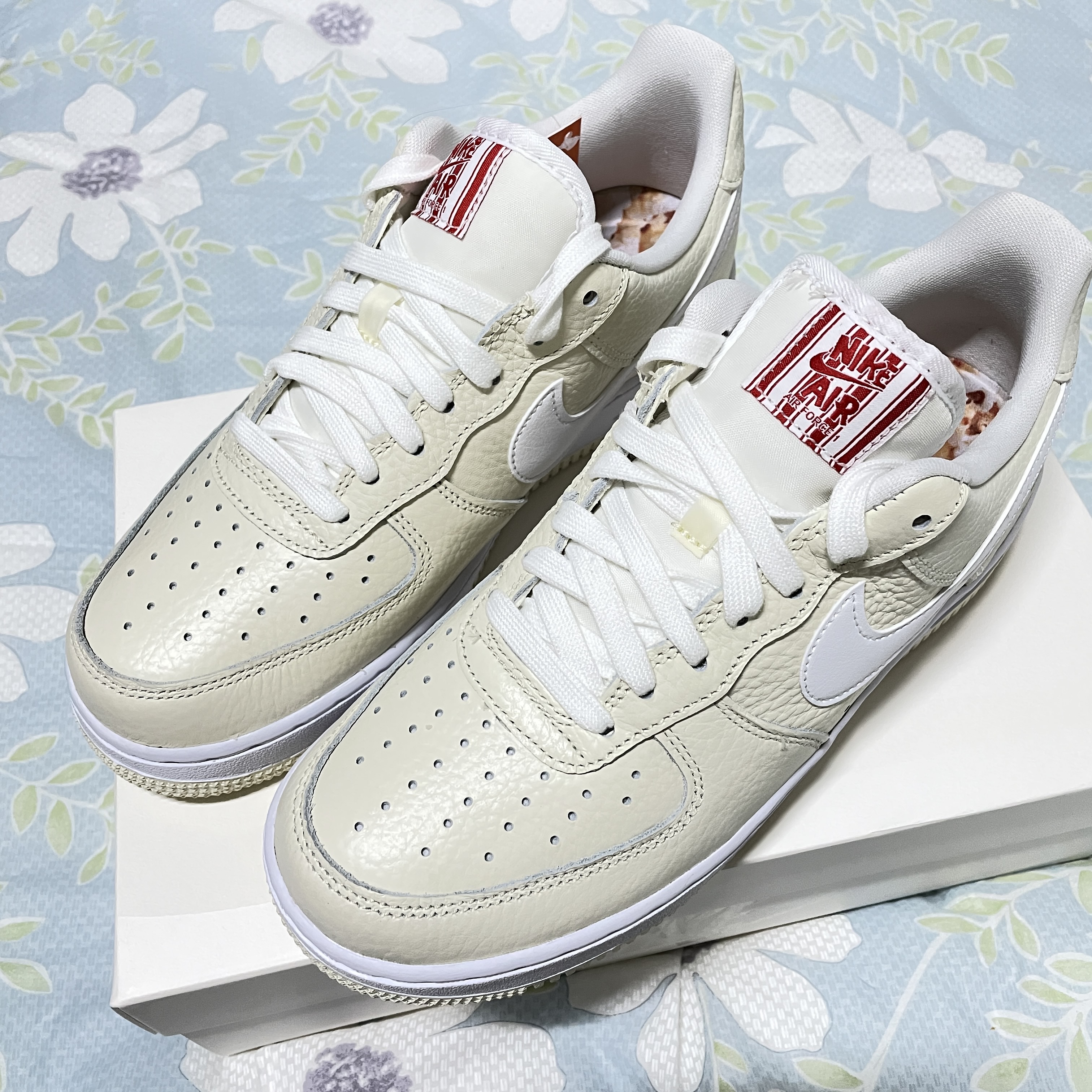 Nike Air Force 1 '07 PRM Popcorn 착용 스타일 - 1