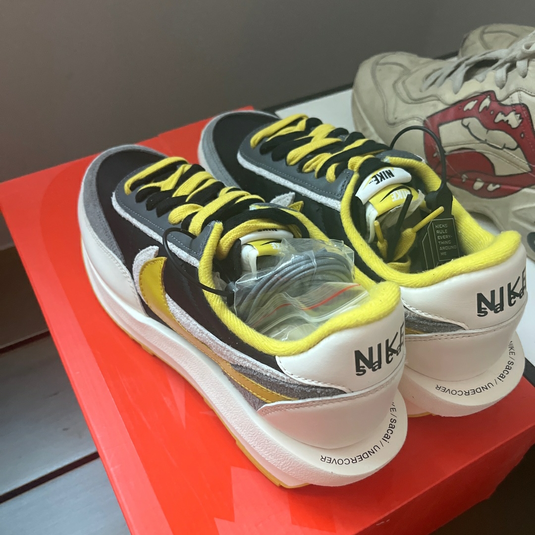 Nike x Sacai x Undercover LDWaffle Black Bright Citron 착용 스타일