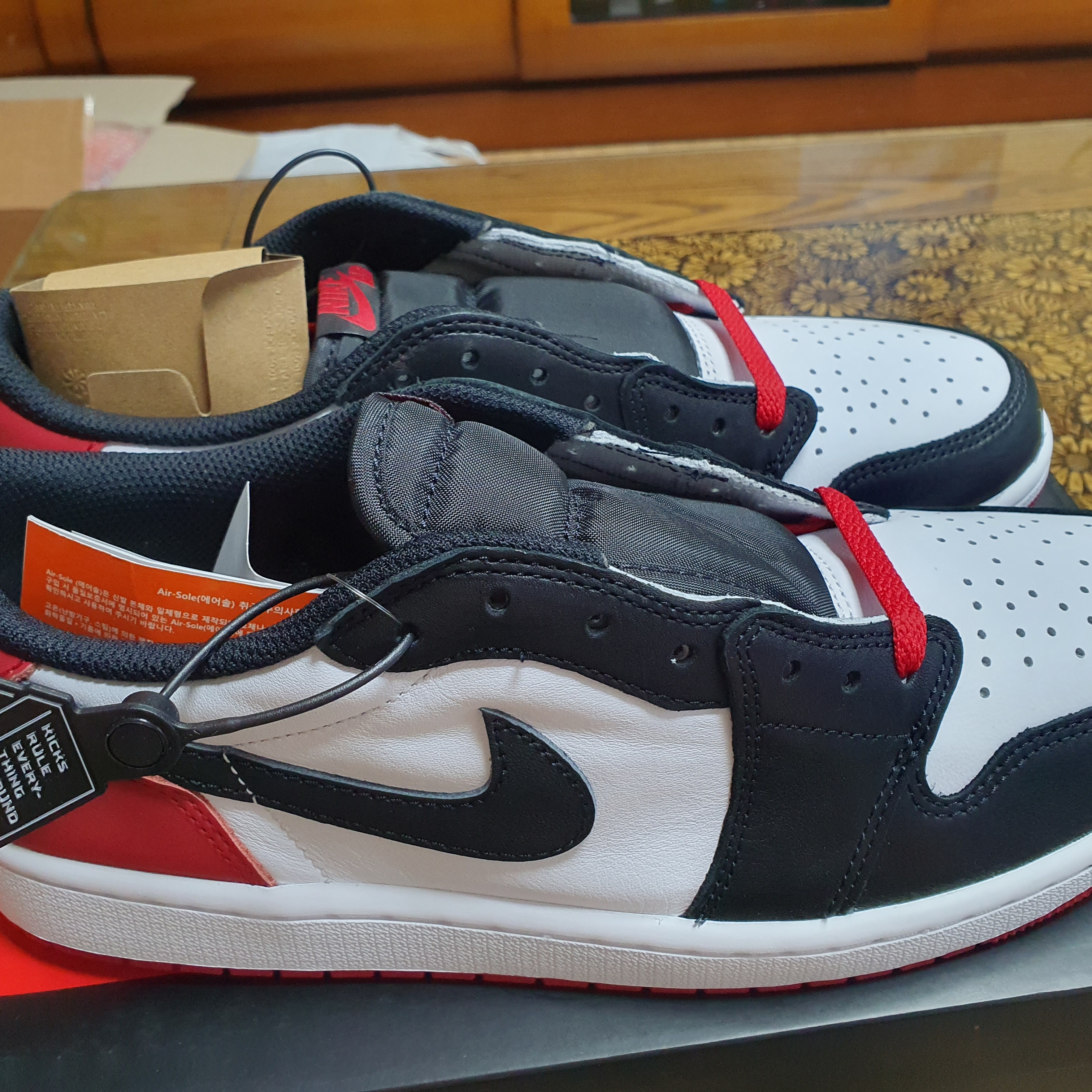 Jordan 1 Retro Low OG Black Toe 착용 스타일