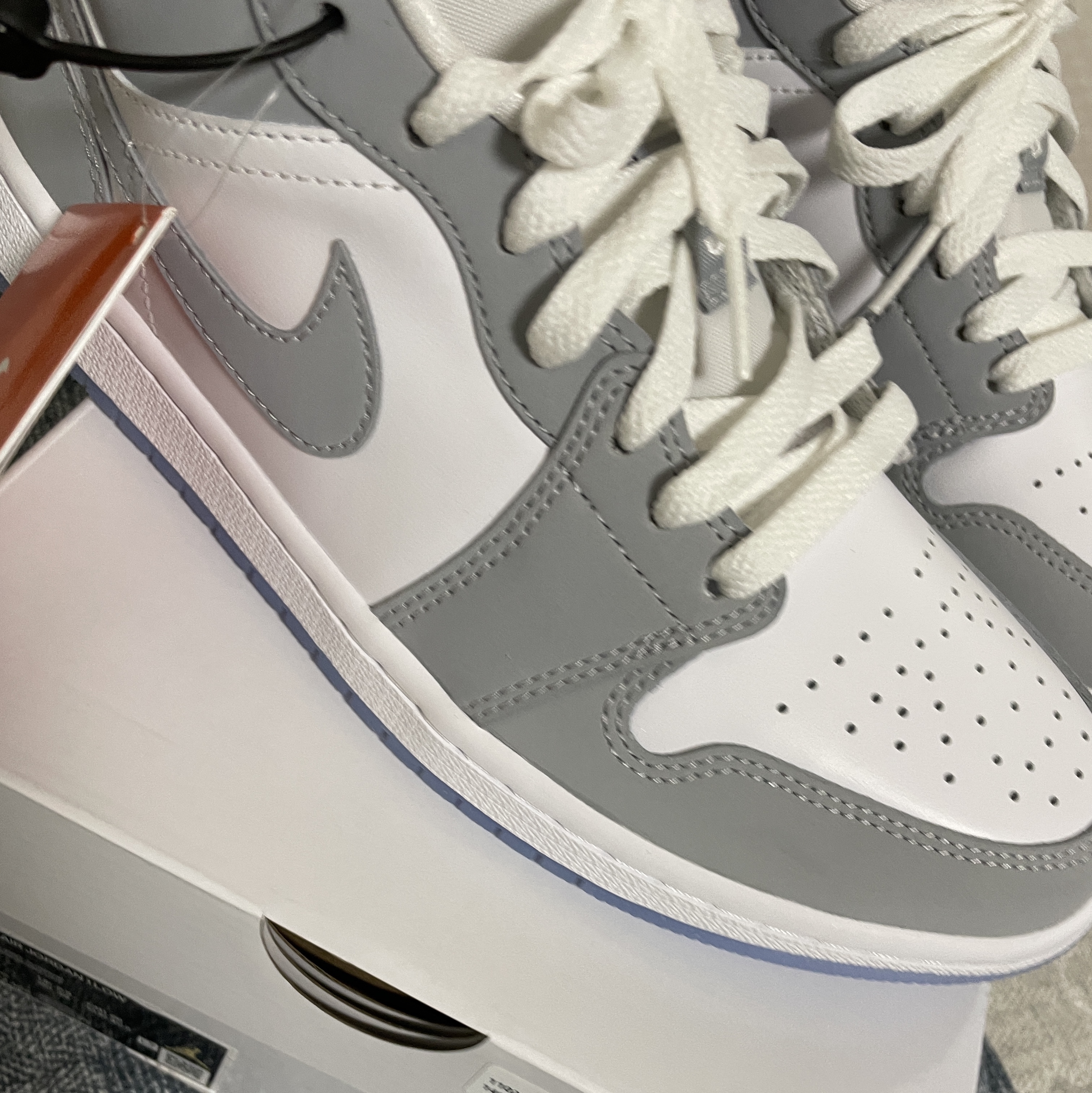 (W) Jordan 1 Low White Wolf Grey 착용 스타일