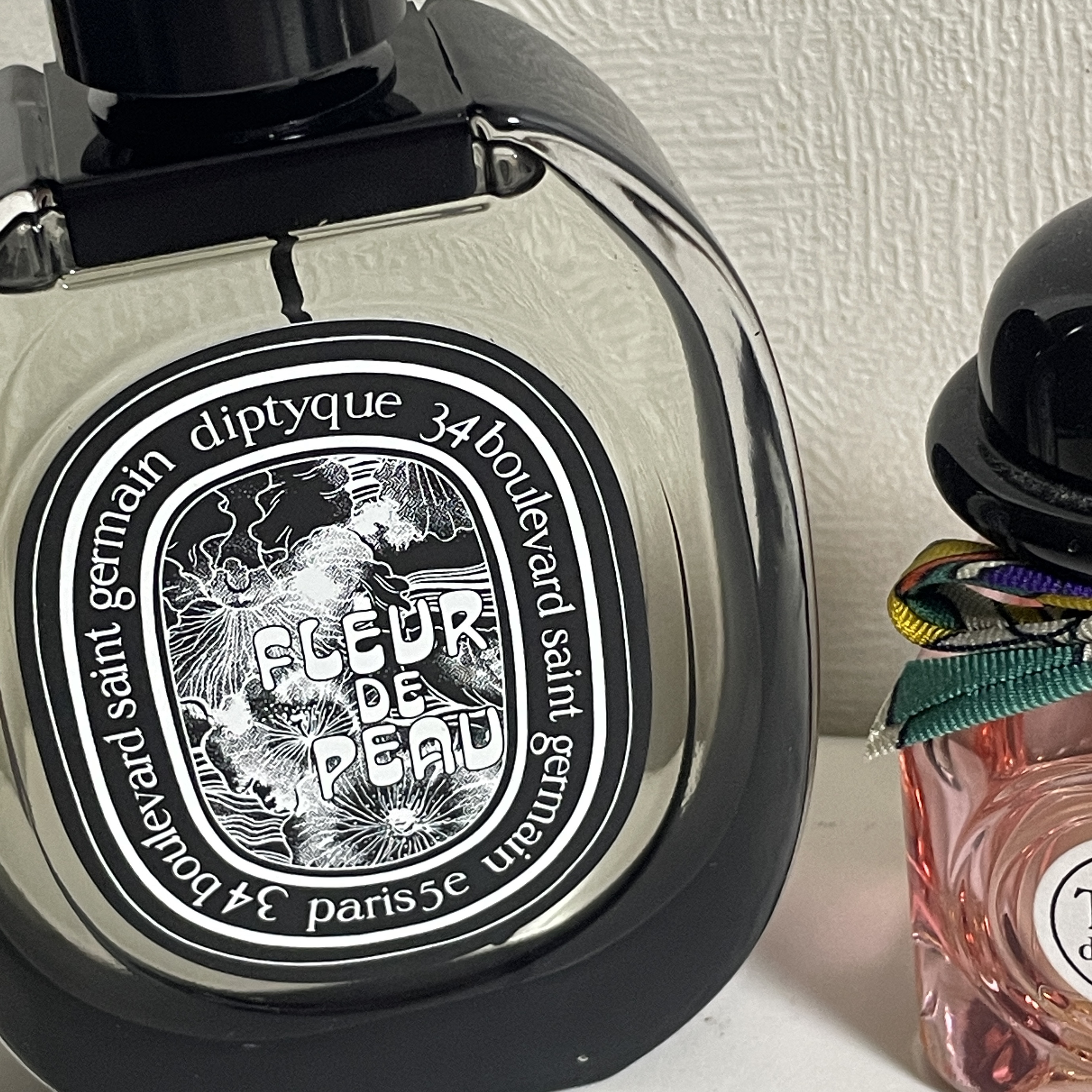 Diptyque Fleur De Peau Eau De Parfum 75ml 착용 스타일