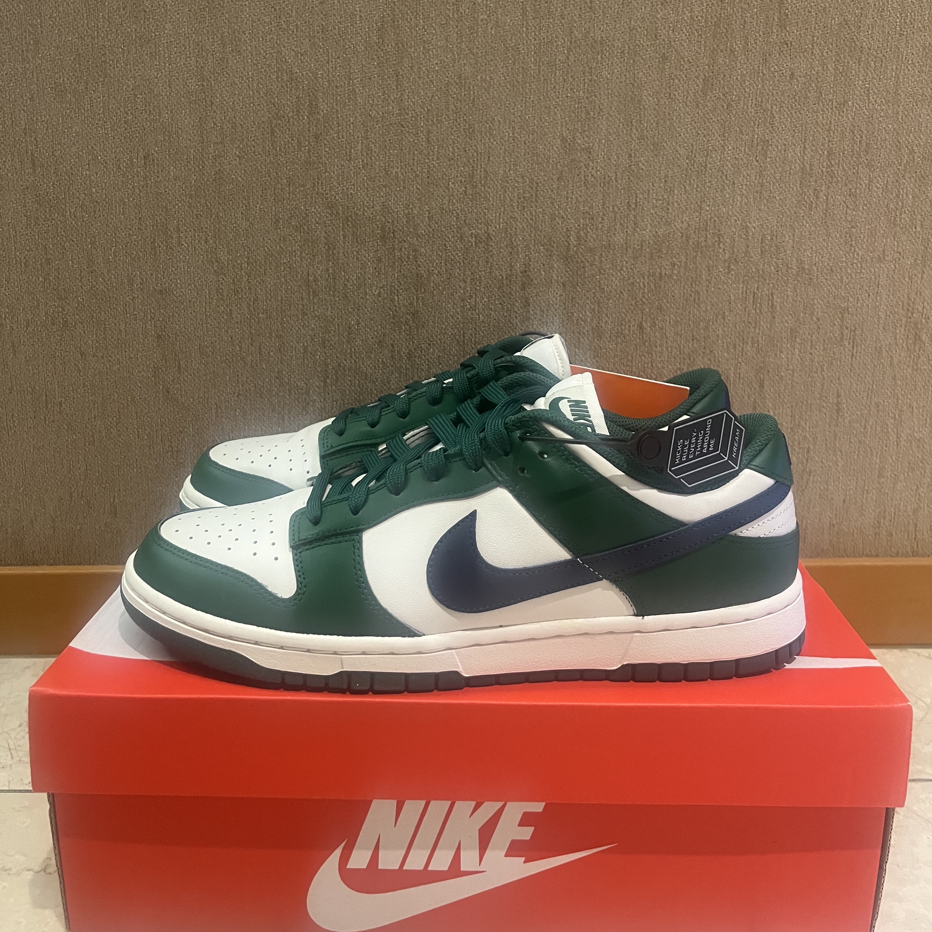 (W) Nike Dunk Low Gorge Green 착용 스타일