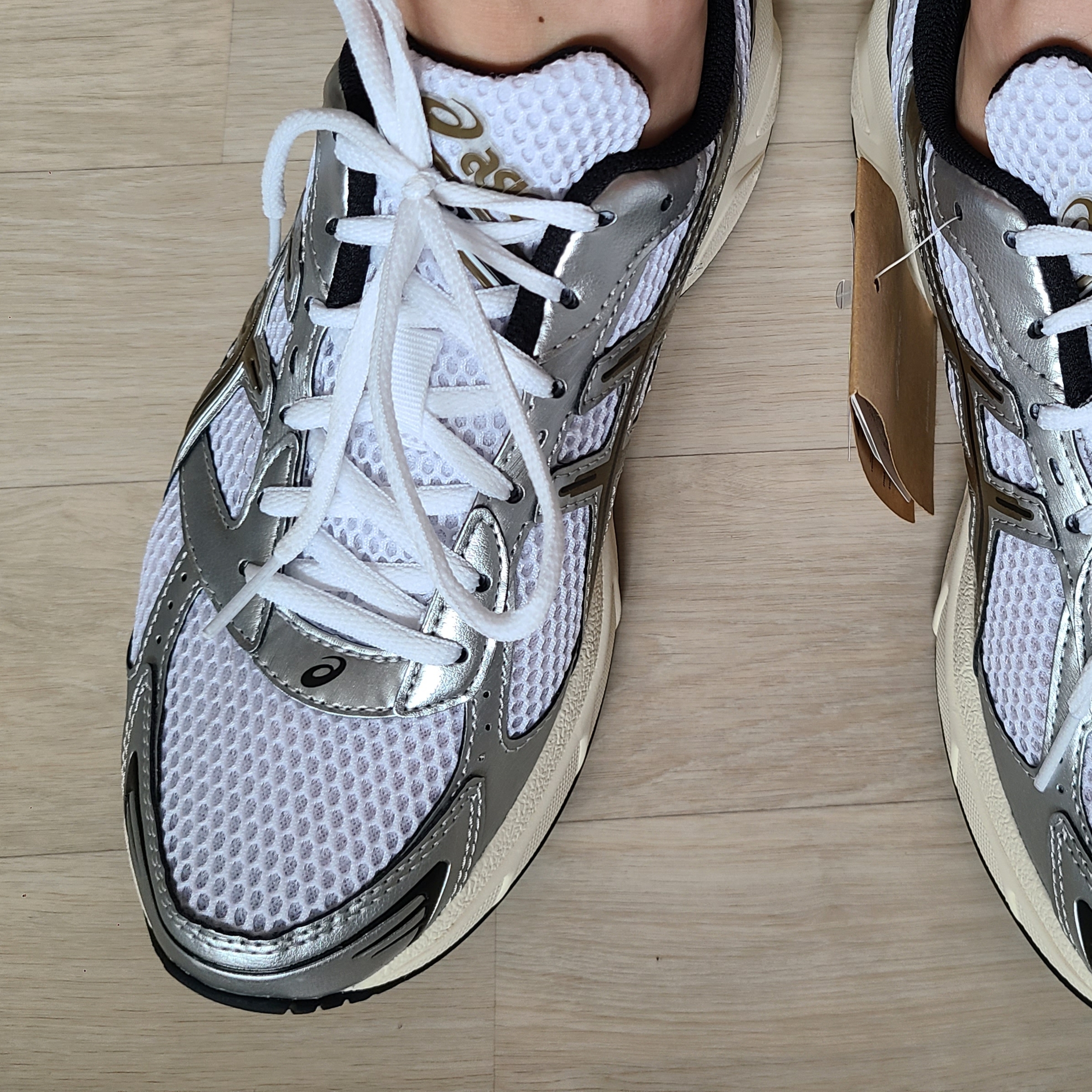 Asics Gel-1130 White Clay Canyon 착용 스타일