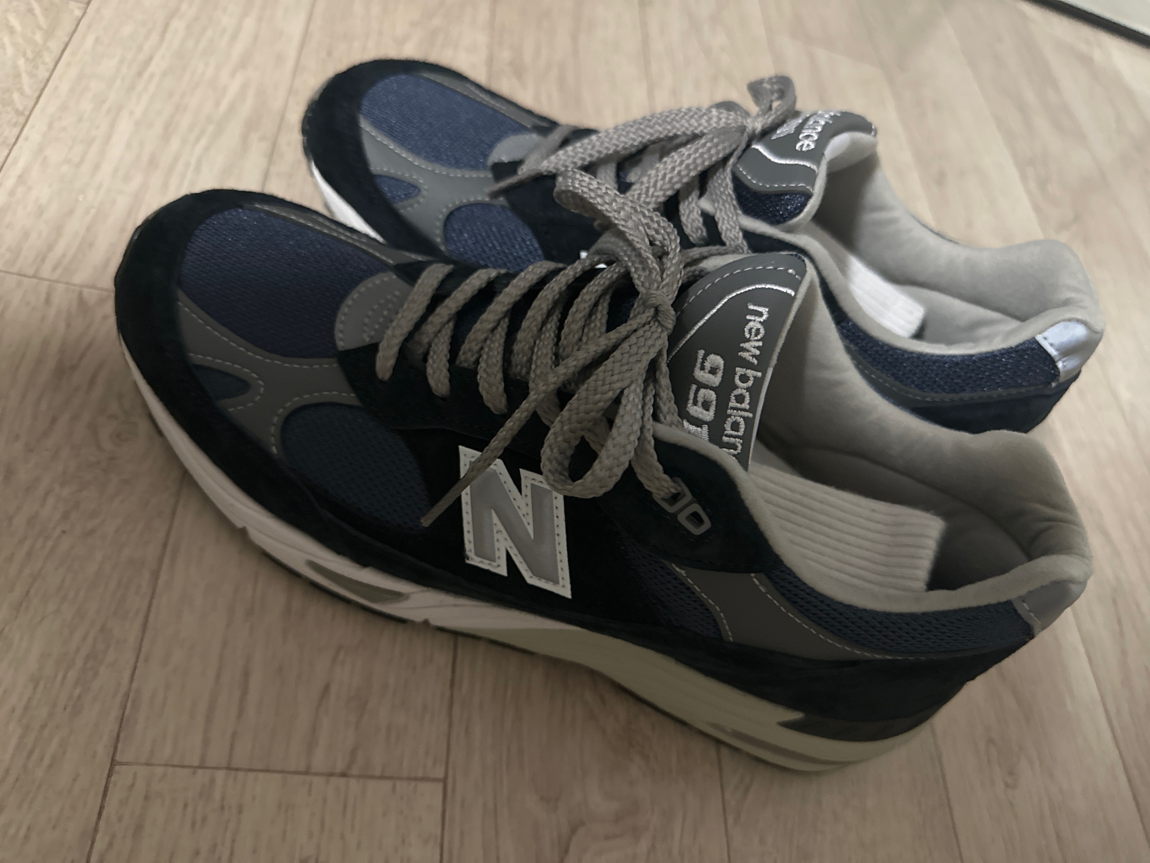New Balance 991 Made in UK Navy 착용 스타일