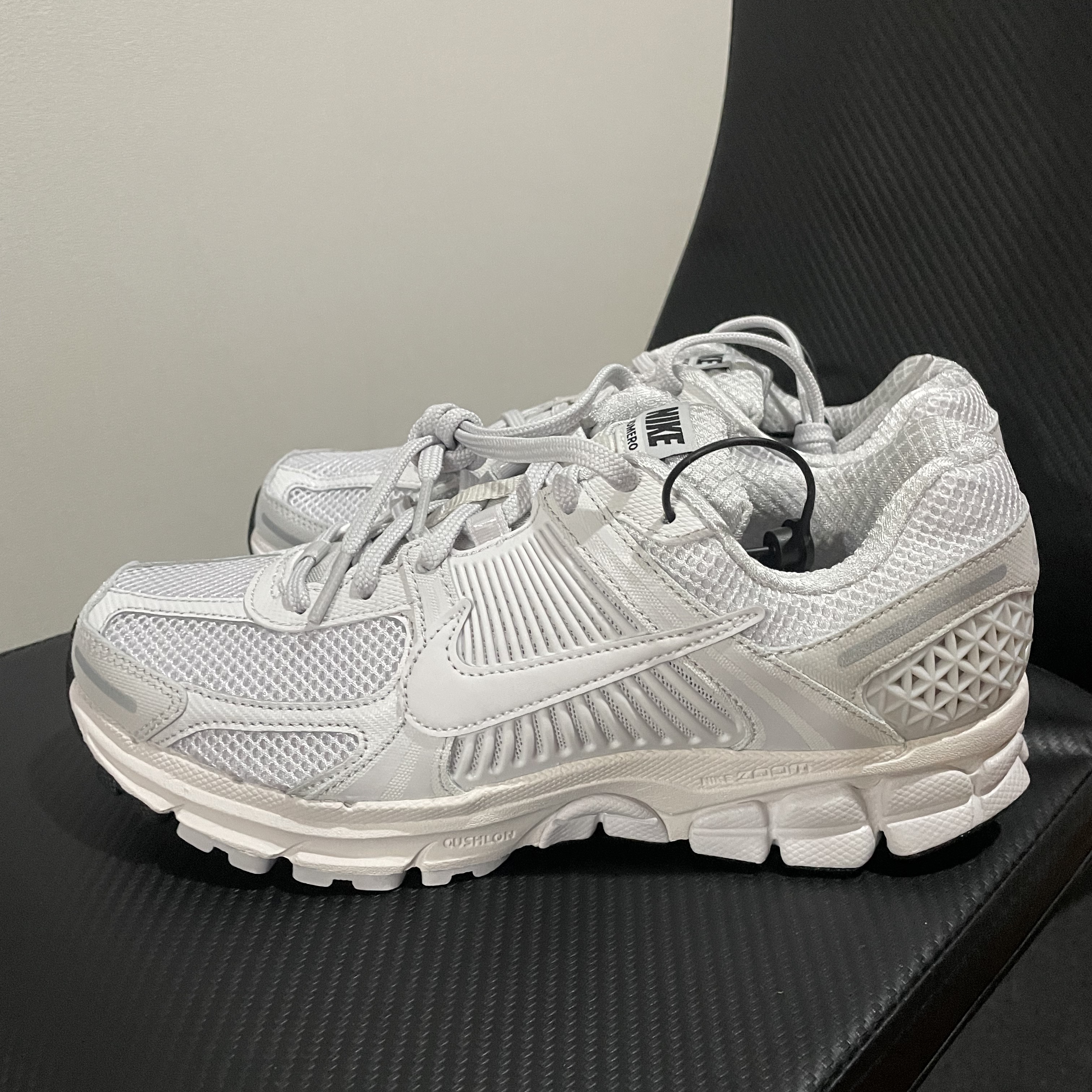 Nike Zoom Vomero 5 SP Vast Grey 2023 착용 스타일 - 1