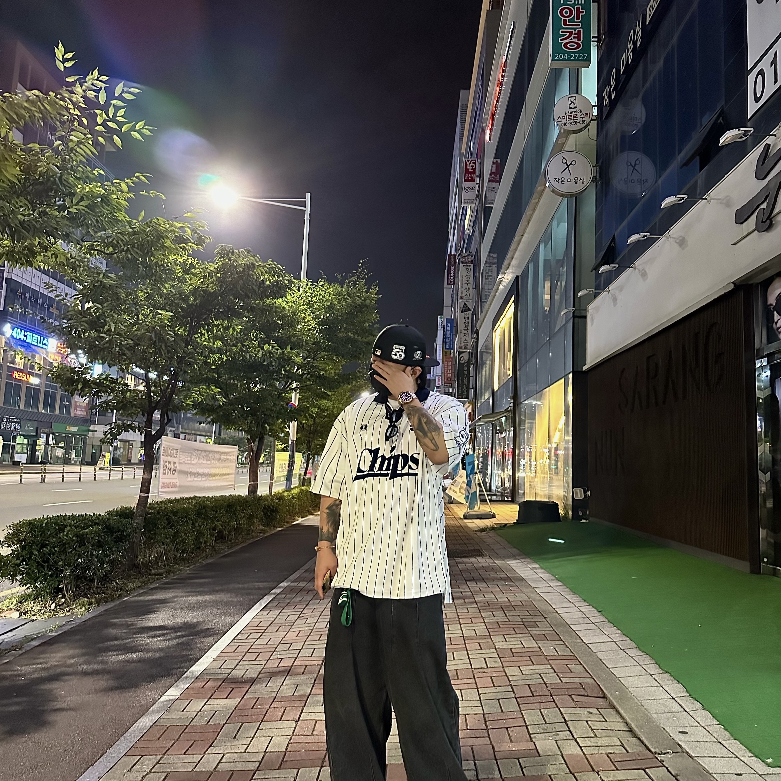 Essentials x New Era Sized Cap Black, Jordan 1 Retro High OG CO.JP Midnight Navy 착용 스타일 - 2