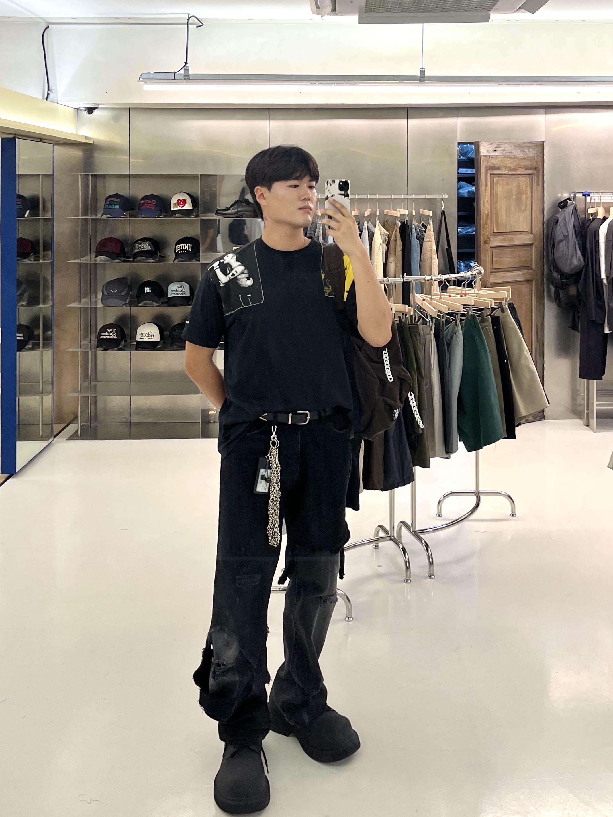 Balenciaga Steroid Derby Black 착용 스타일 - 1