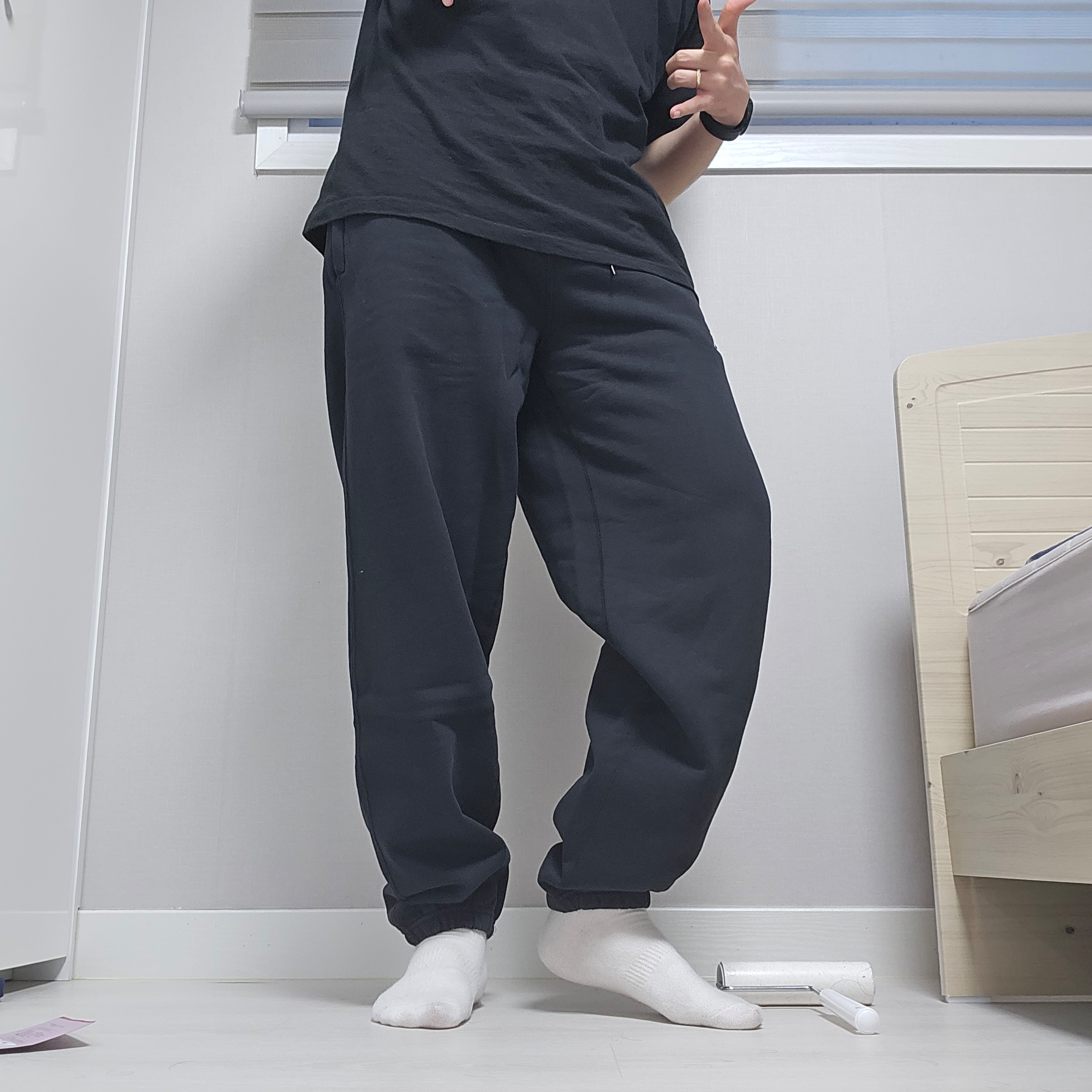 Nike x Stussy NRG Washed Fleece Pants Black (DO5296-010) 착용 스타일