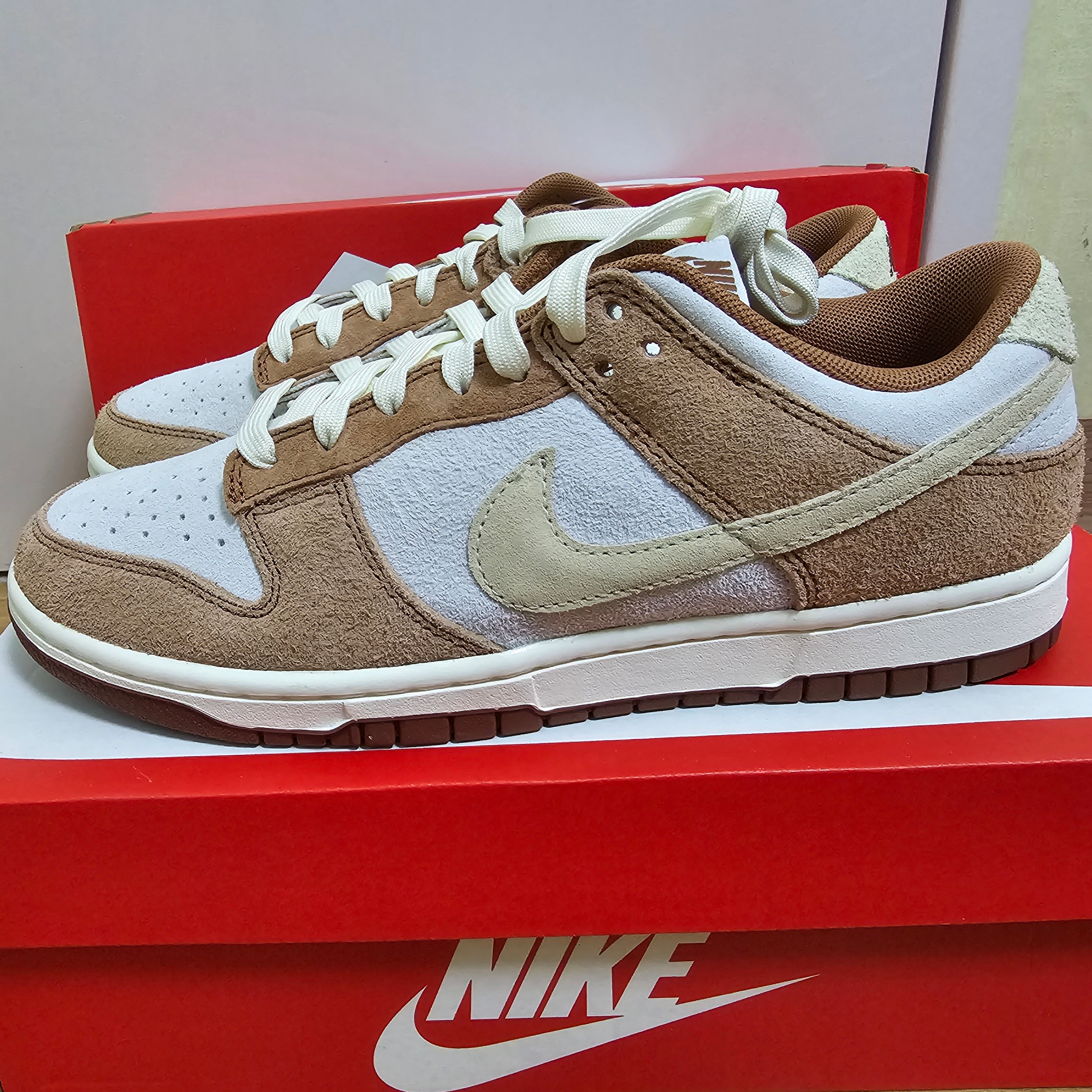 Nike Dunk Low Pro Premium Medium Curry 착용 스타일 - 3