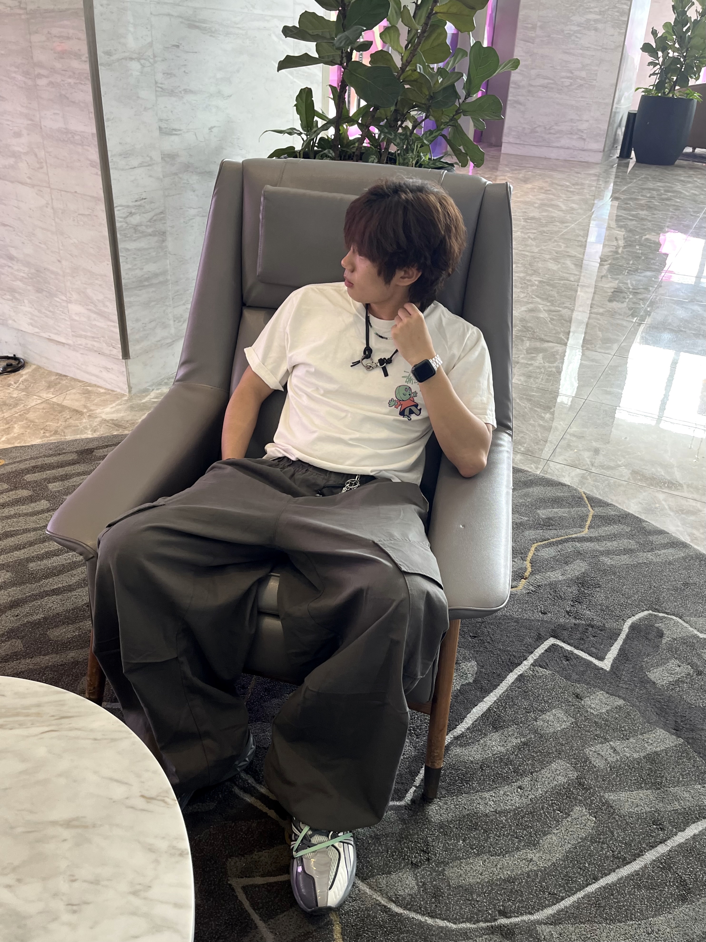 Stussy Dollie Pigment Dyed T-Shirt Natural, Asics x Andersson Bell HN2-S Protoblast Smoke Grey 착용 스타일 - 1