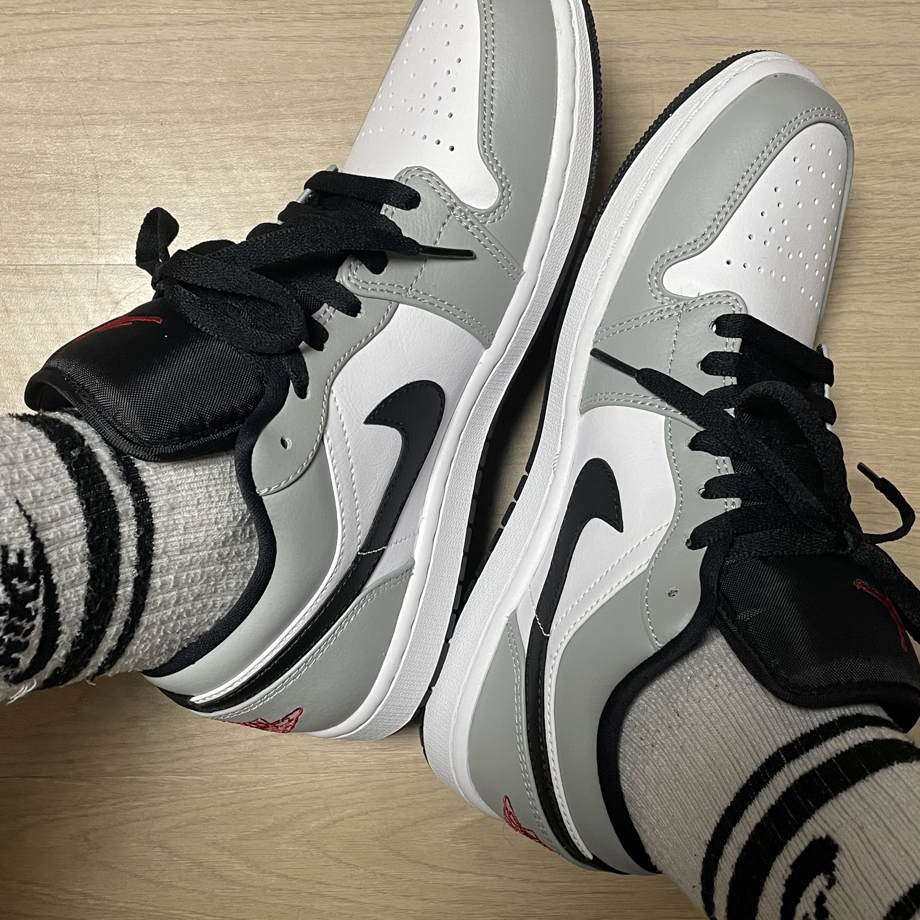 Jordan 1 Low Light Smoke Grey 착용 스타일