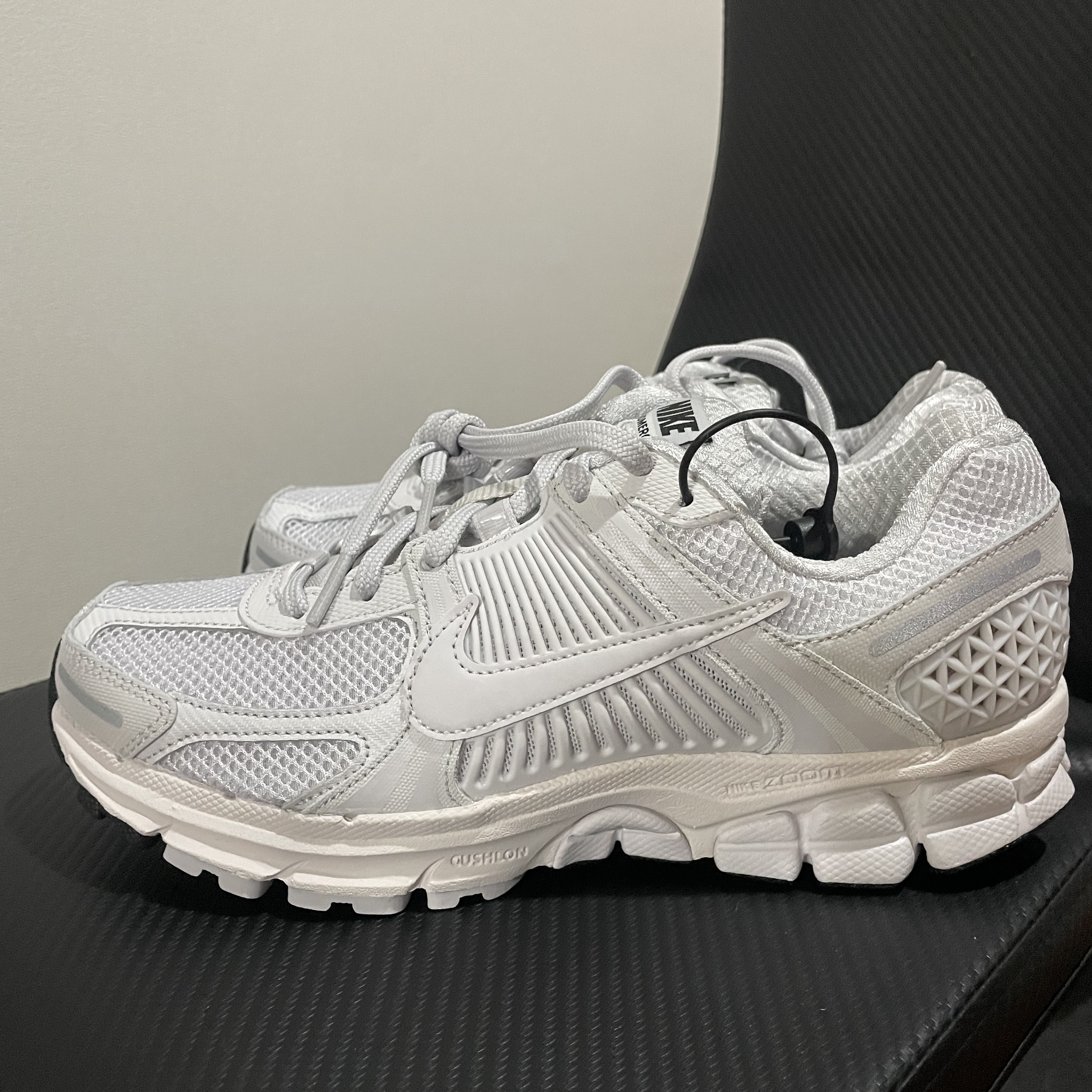 Nike Zoom Vomero 5 SP Vast Grey 2023 착용 스타일 - 2