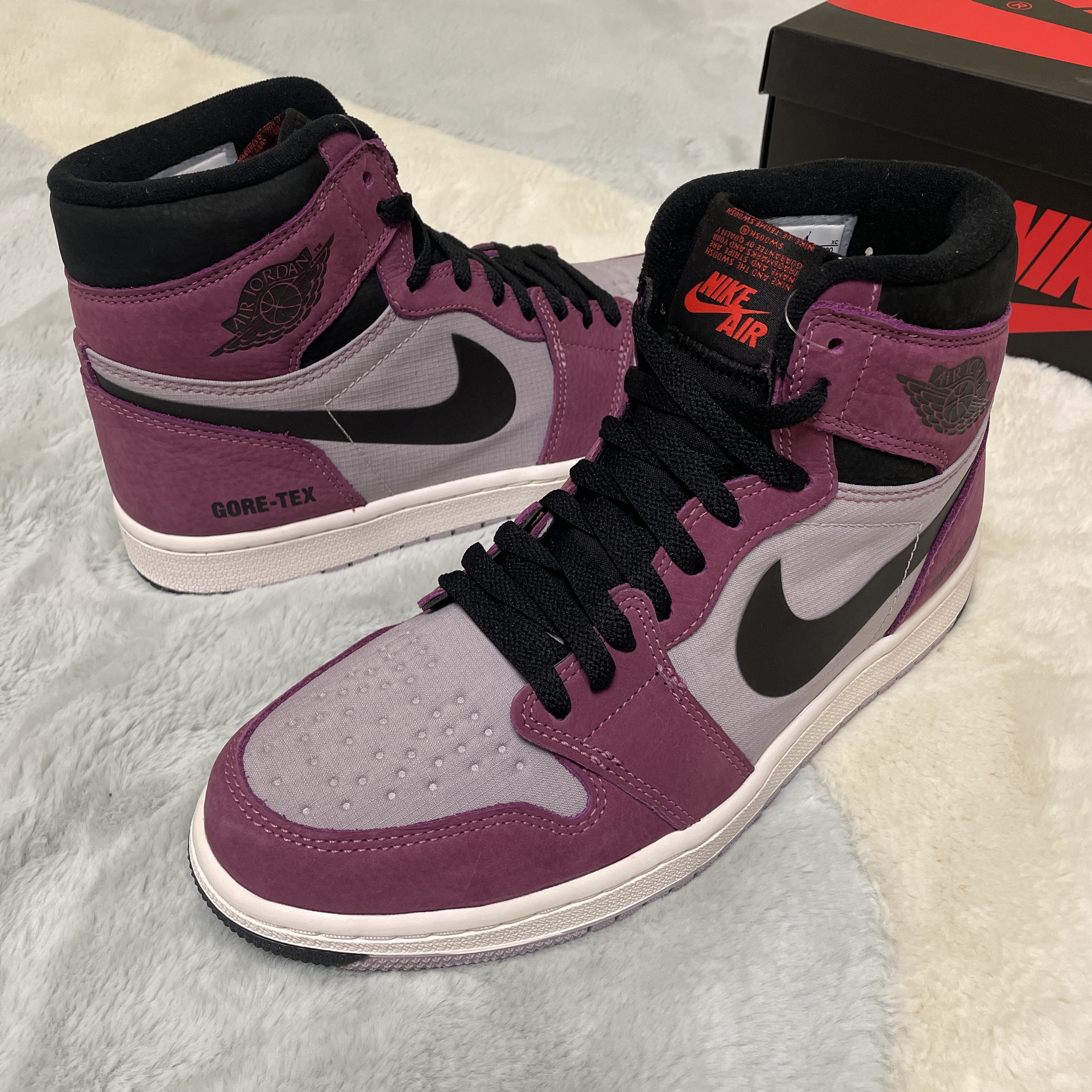 Jordan 1 Element Gore-Tex Berry 착용 스타일
