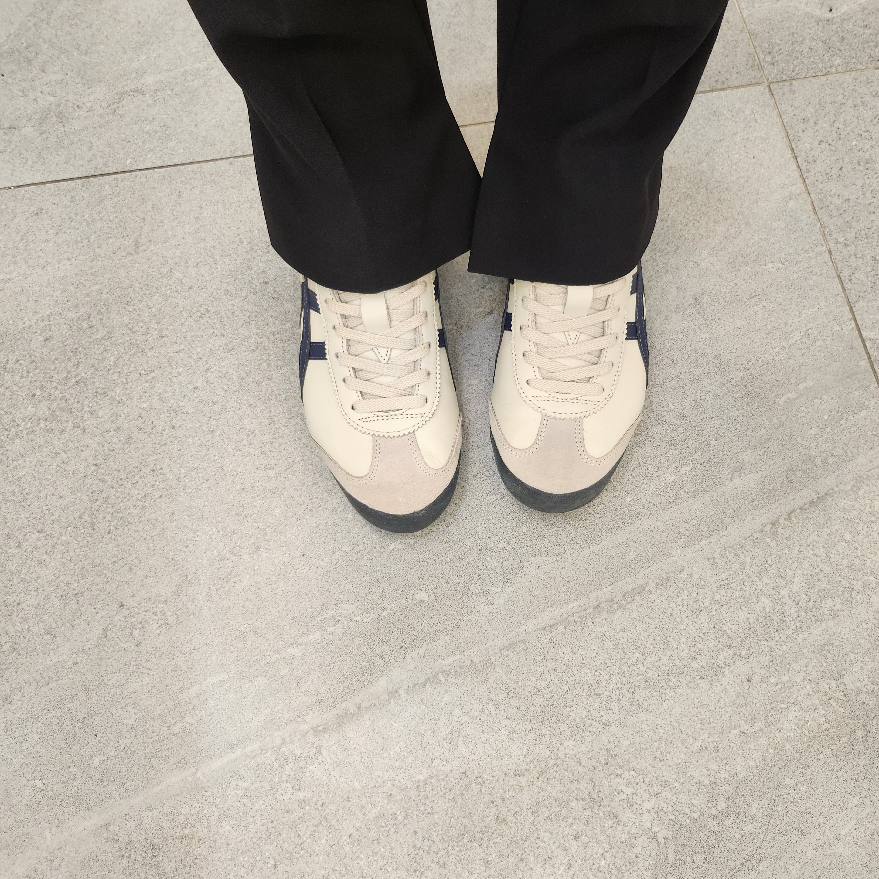 Onitsuka Tiger Mexico 66 Birch 착용 스타일 - 5