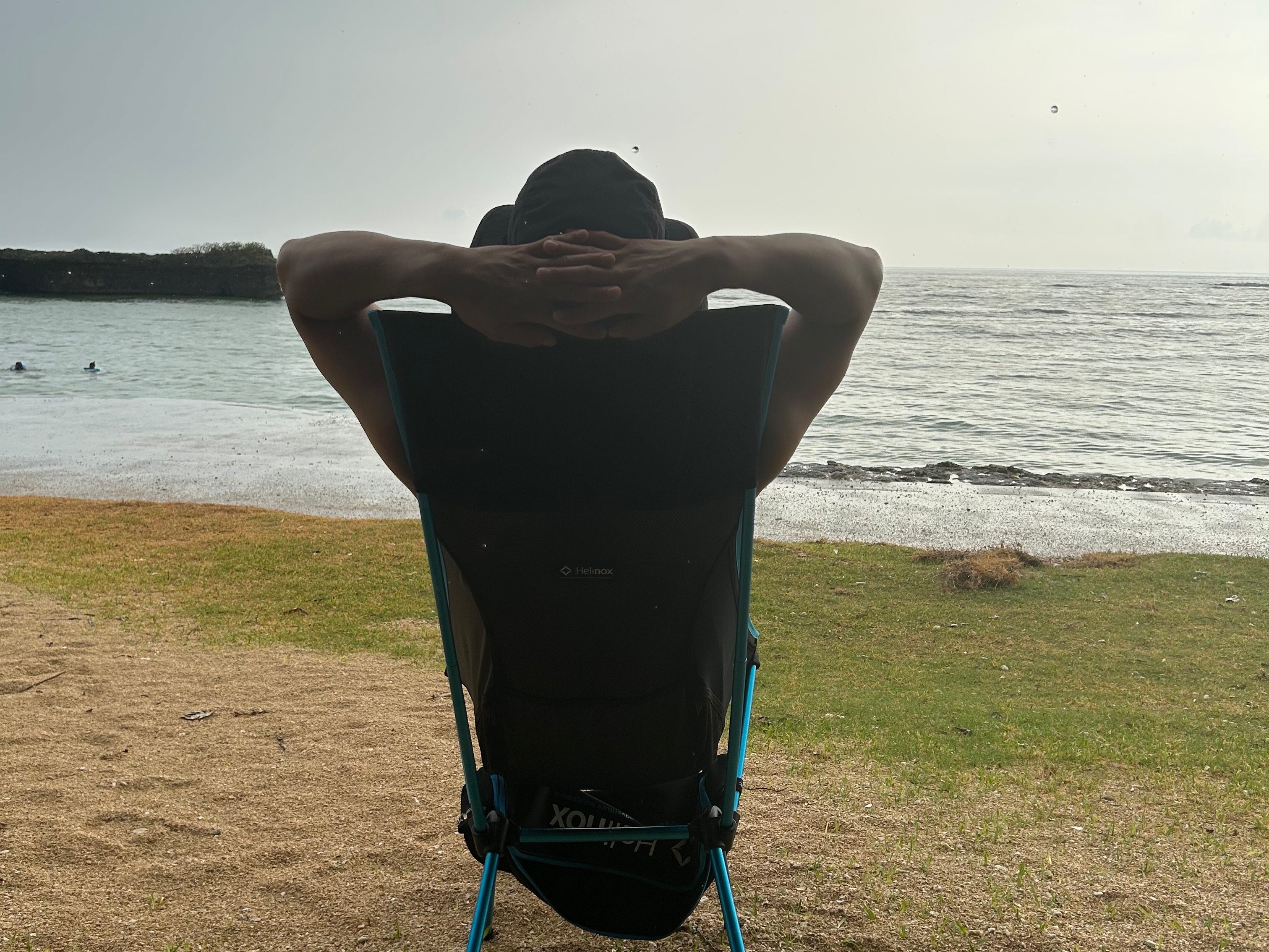 Helinox Sunset Chair Black - Renewal Ver. 착용 스타일