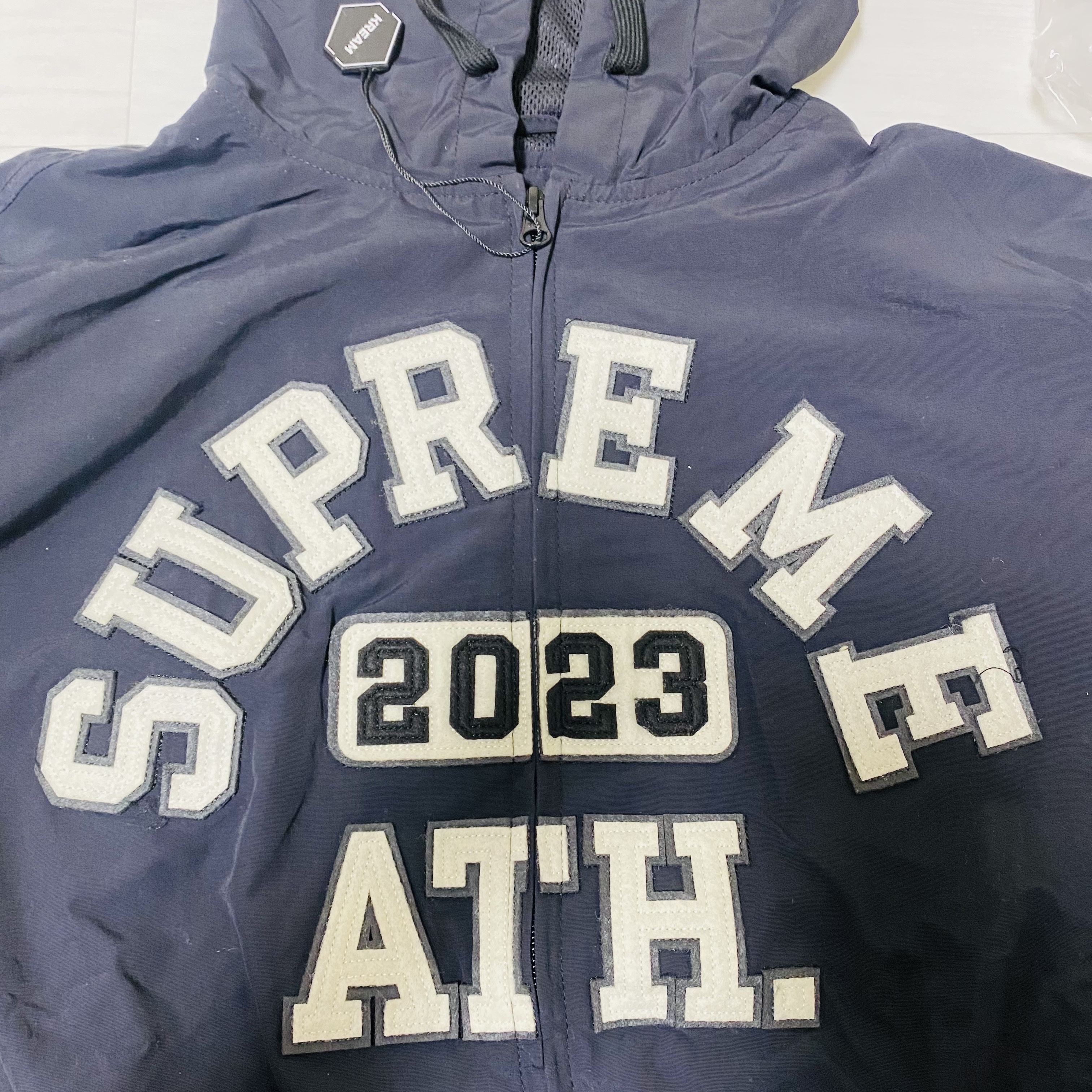 Supreme Applique Hooded Track Jacket Black - 23SS 착용 스타일 - 1