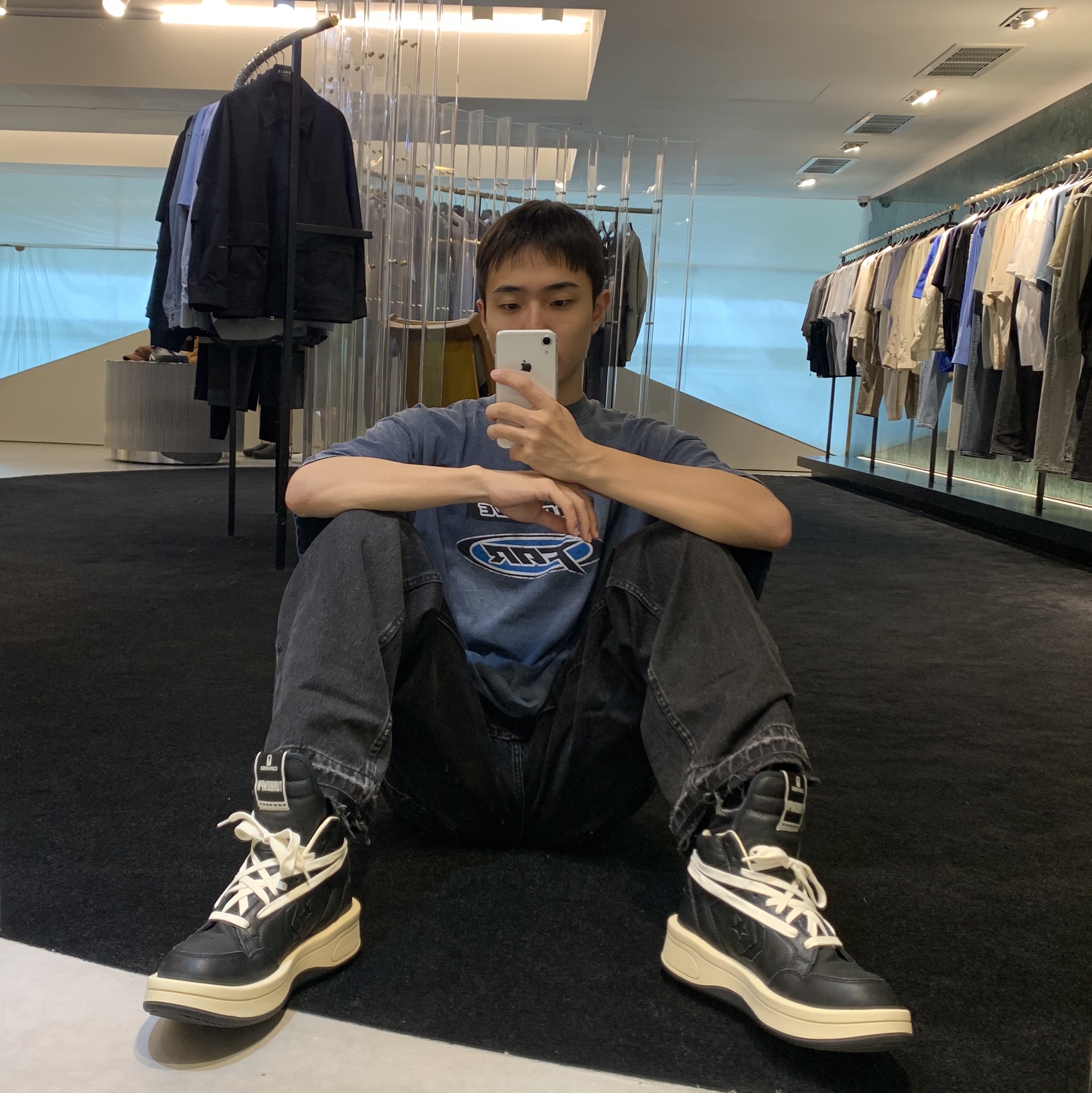 Converse x Drkshdw Turbowpn Black 착용 스타일