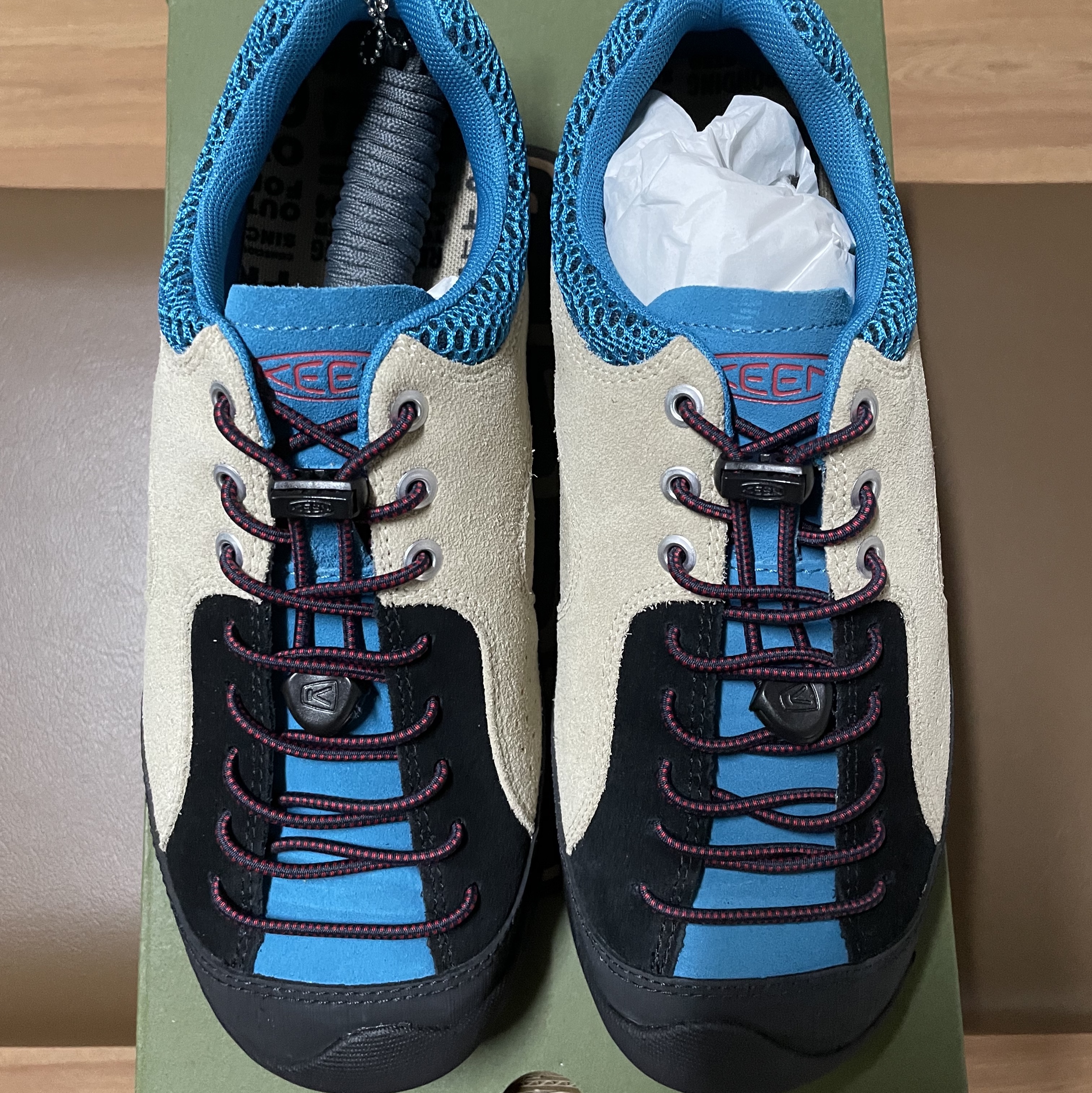 Keen Jasper Rocks SP Sneakers Beige 착용 스타일