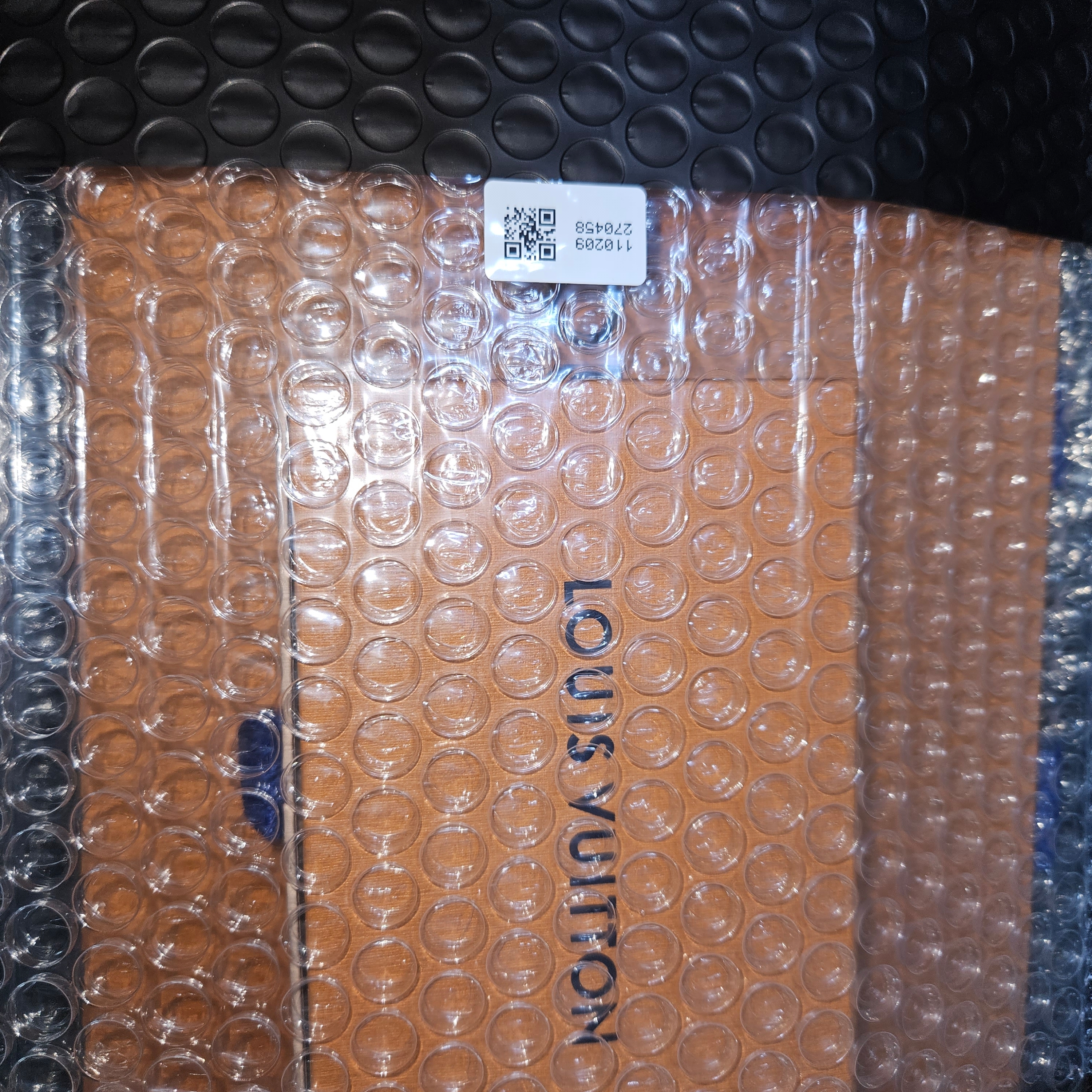 Louis Vuitton Envelope Business Card Holder Monogram 착용 스타일