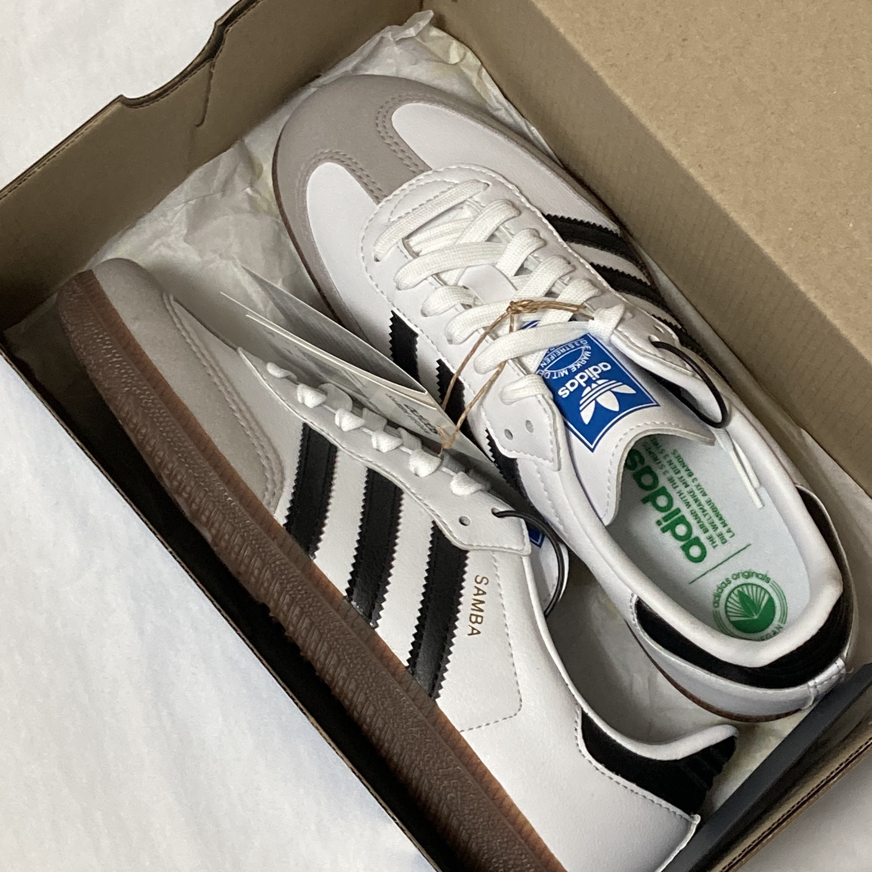Adidas Samba Vegan White Black 착용 스타일