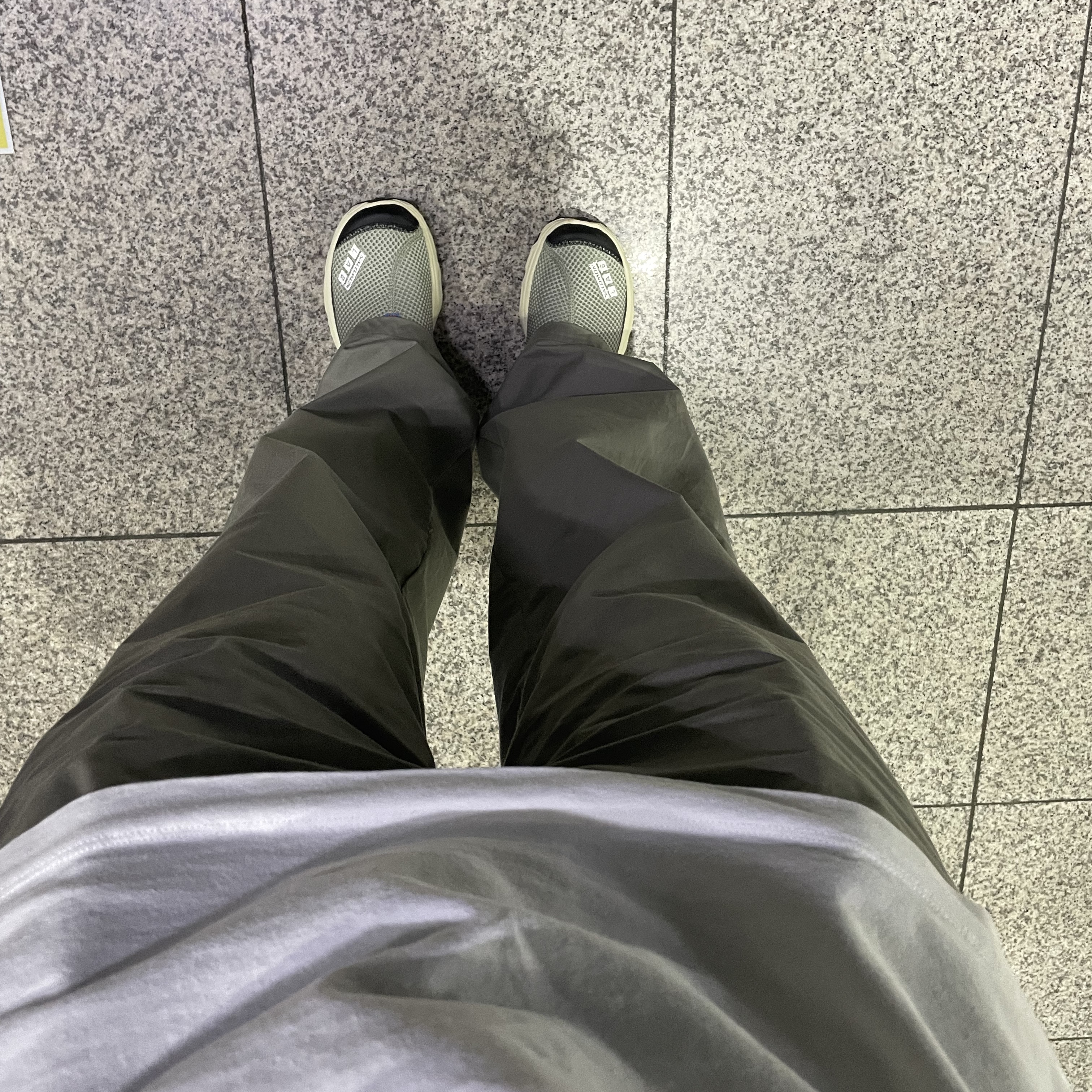 Salomon RX Moc 3.0 Pewter Desert 착용 스타일