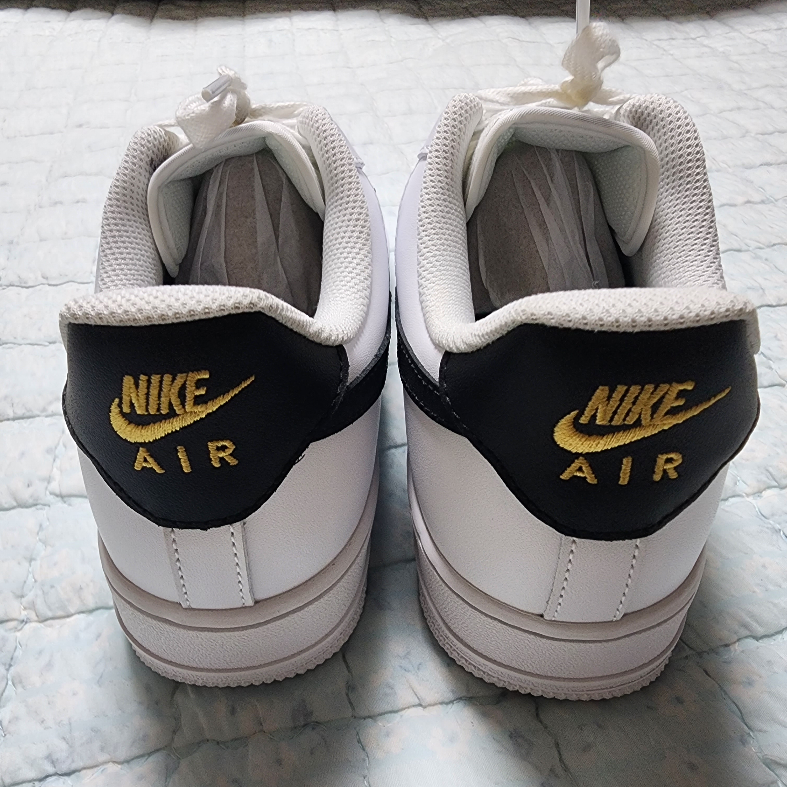 (W) Nike Air Force 1 '07 Essential White Black 착용 스타일 - 4