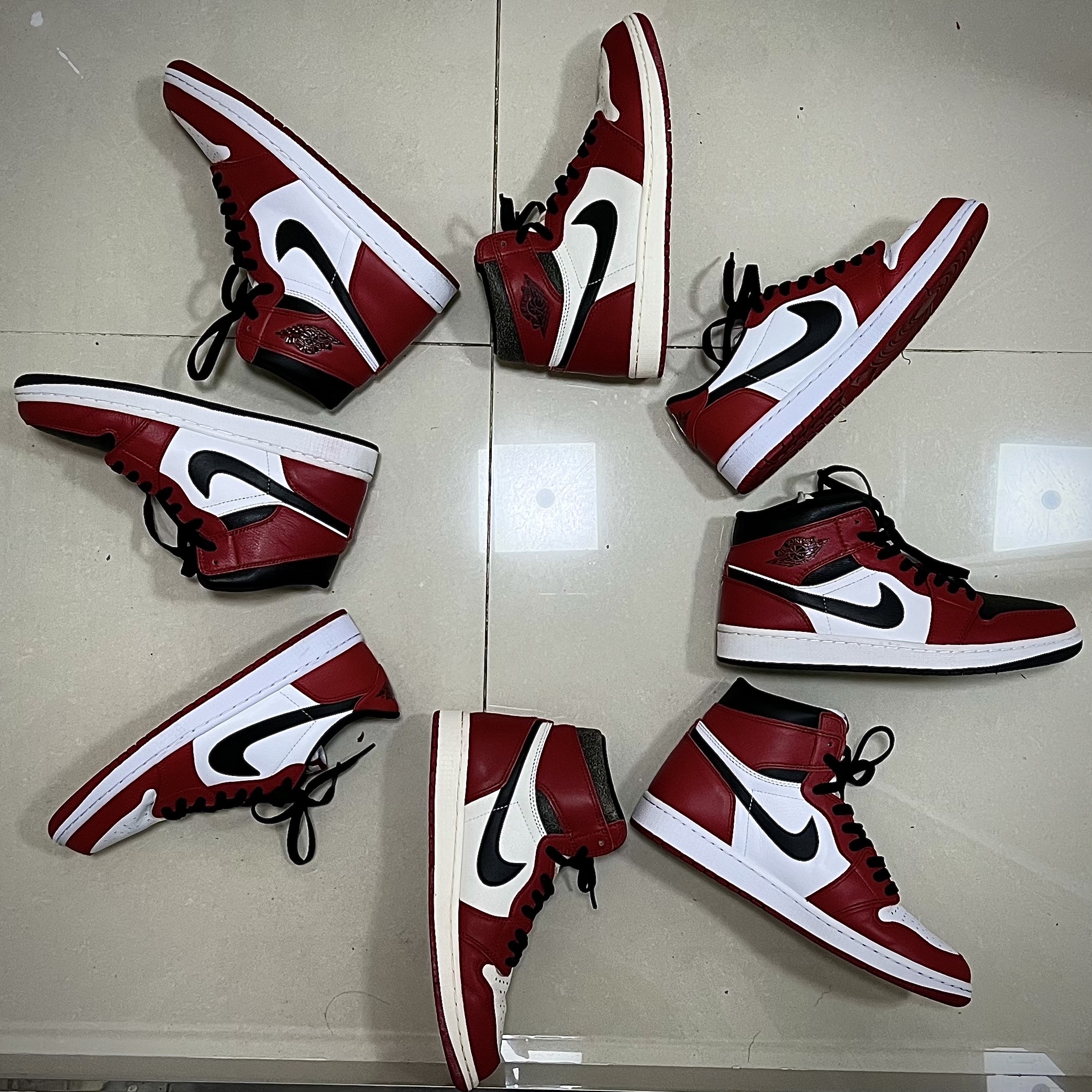 Jordan 1 Retro High OG Chicago 2022, Jordan 1 Retro Low OG Chicago 2016 착용 스타일
