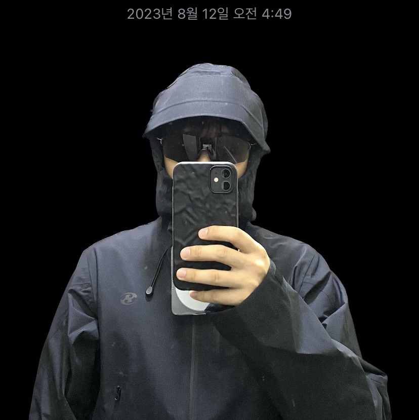 Sansan Gear Logo T-Shirt Black - 23SS, Sansan Gear Windblock Jacket Dark Navy - 23SS 착용 스타일