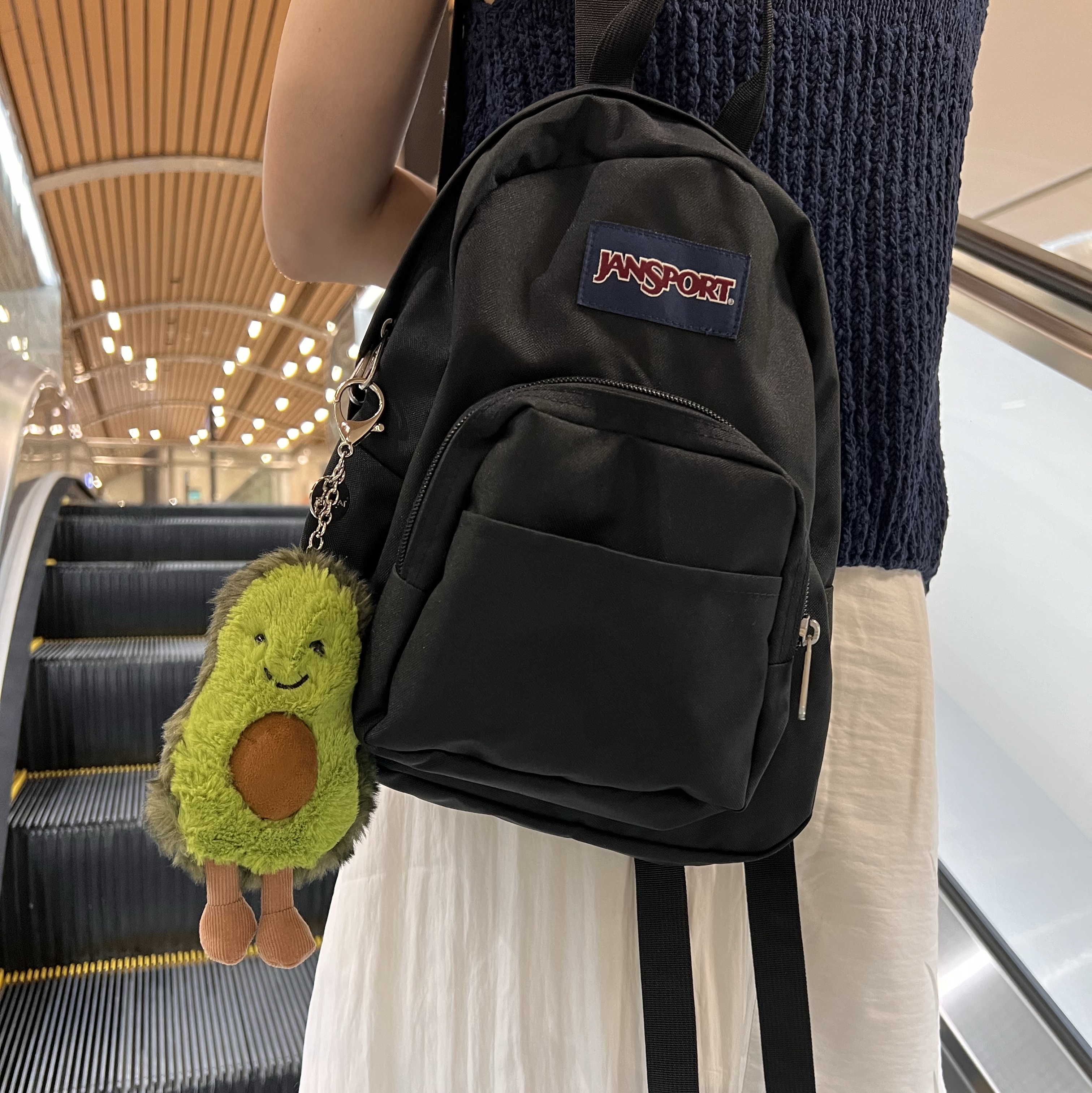 Jellycat Amuseable Avocado Bag Charm Green, Jansport Half Pint Mini Backpack Black 착용 스타일 - 1
