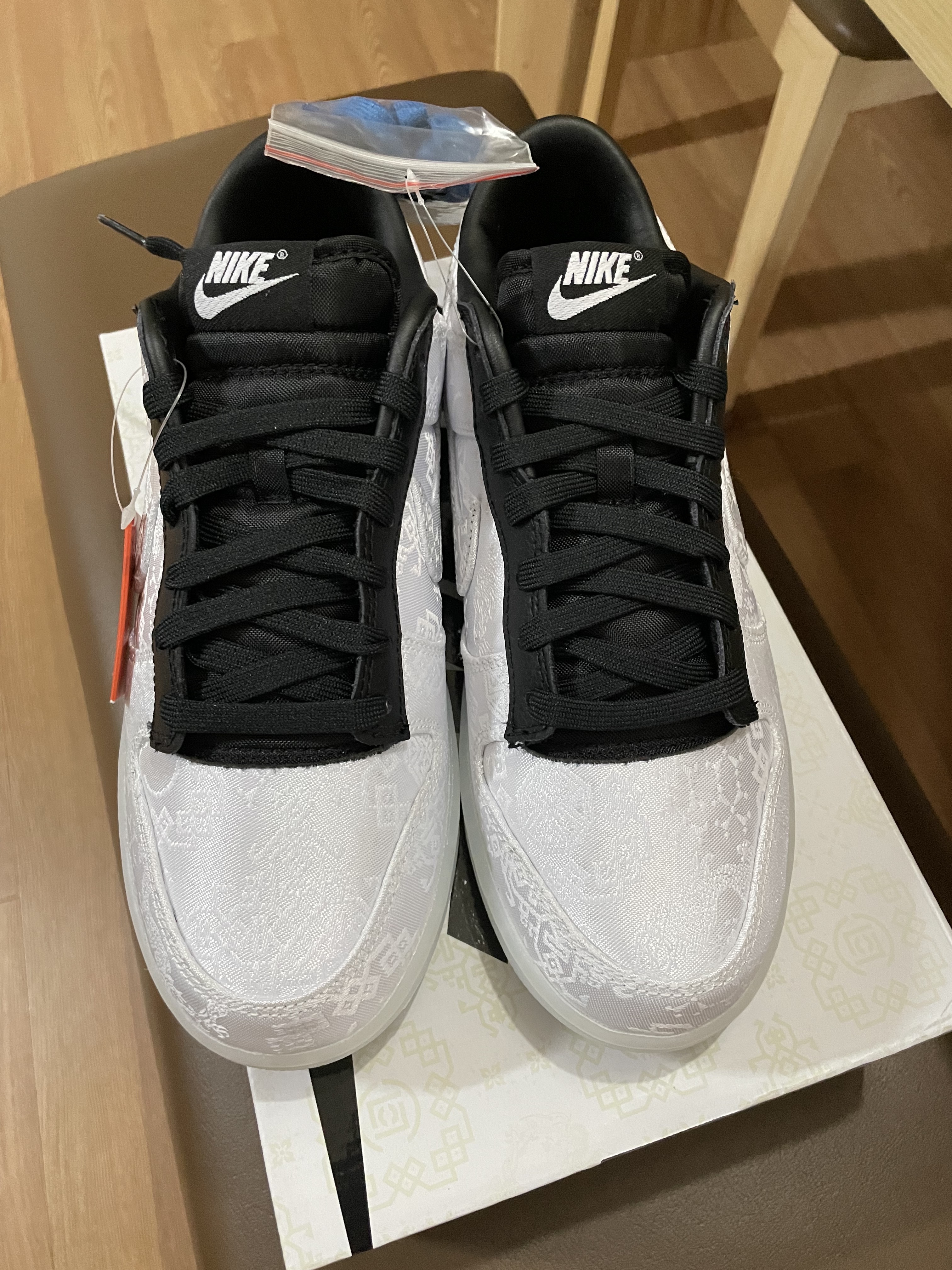 Nike x Clot x Fragment Dunk Low Black and White 착용 스타일