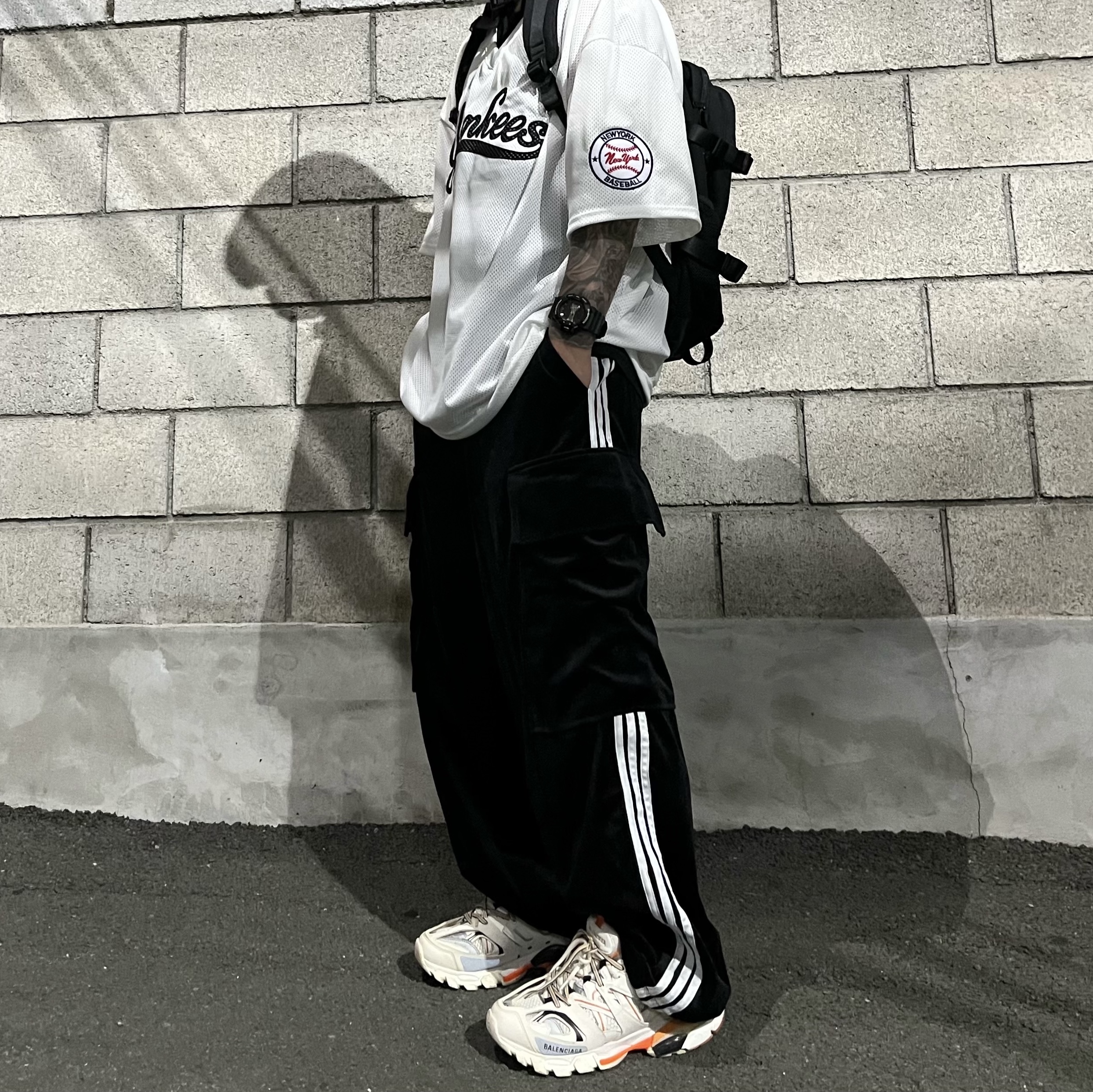 Balenciaga Track Sneakers White Orange 2019 착용 스타일 - 2