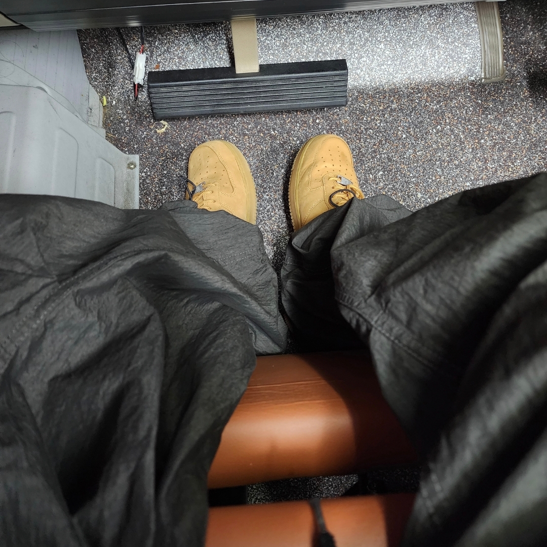 Nike x Supreme Air Force 1 Low Flax 착용 스타일