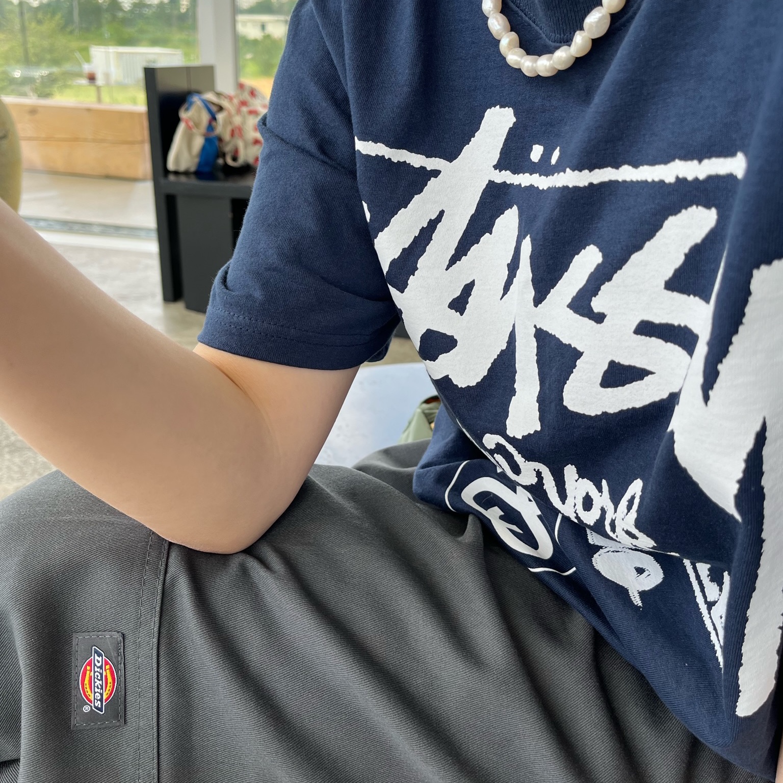 Stussy Tour T-Shirt Navy 착용 스타일