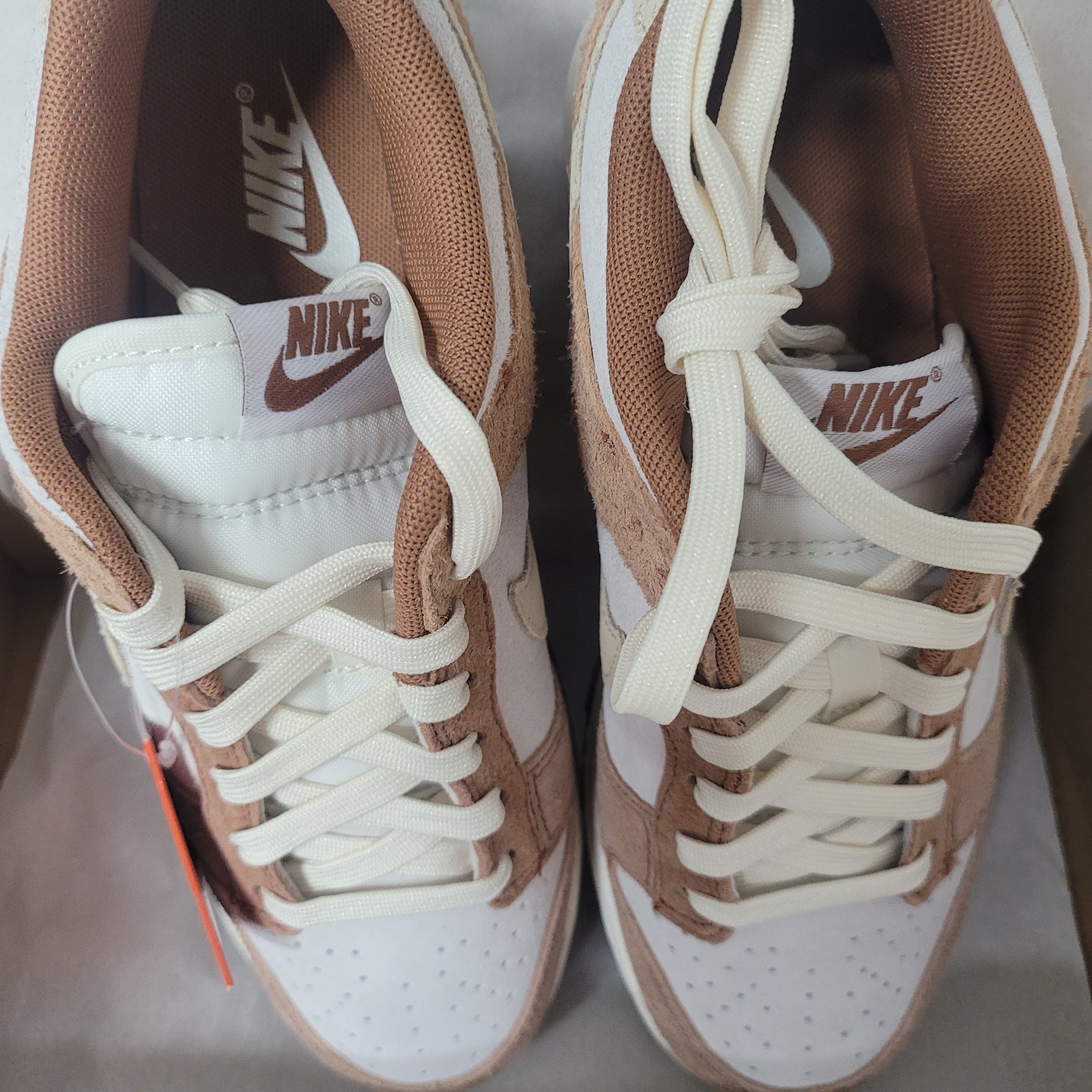 Nike Dunk Low Pro Premium Medium Curry 착용 스타일