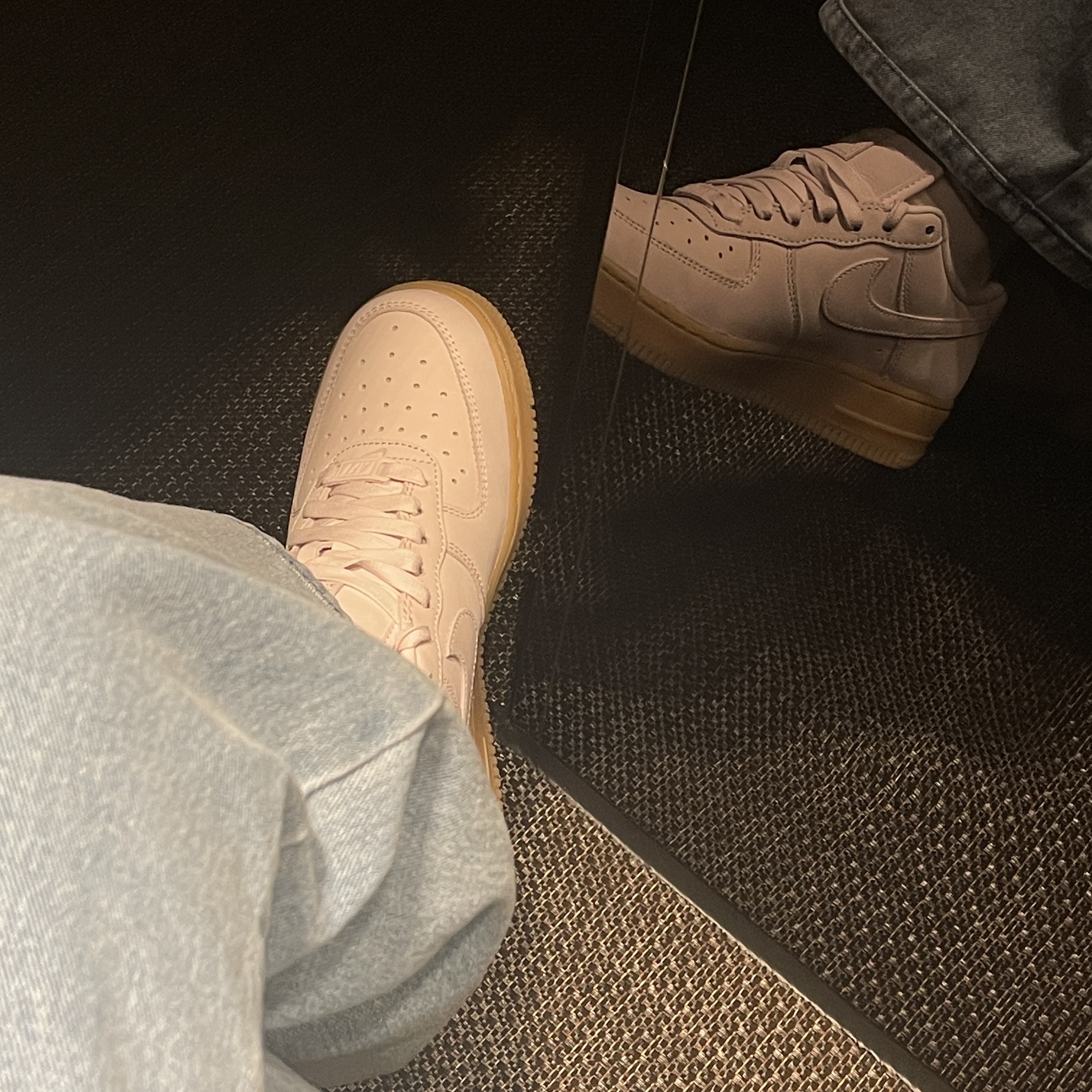 (W) Nike Air Force 1 PRM MF Pearl Pink 착용 스타일