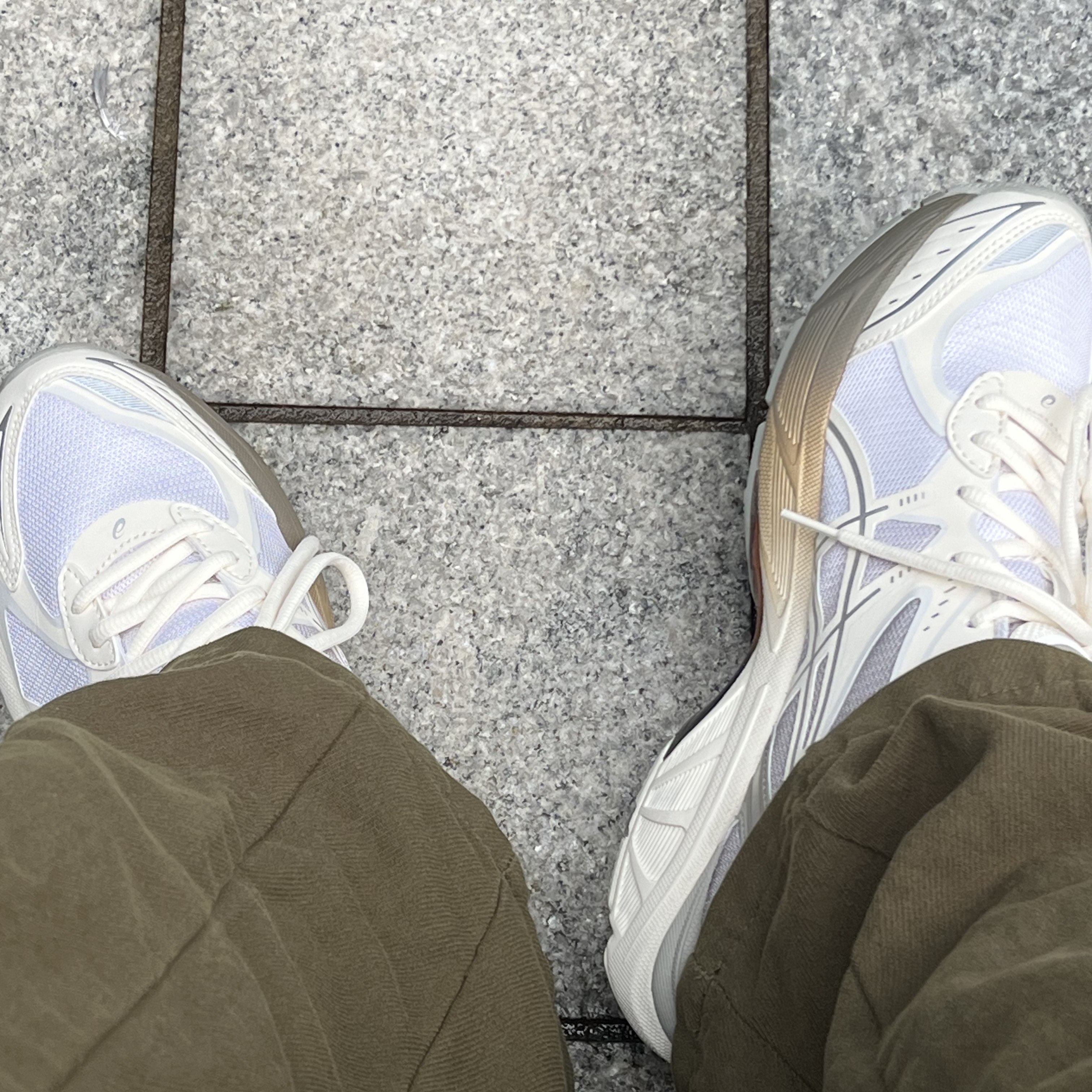 Asics x Dime GT-2160 Arctic Wolf London Fog 착용 스타일 - 1